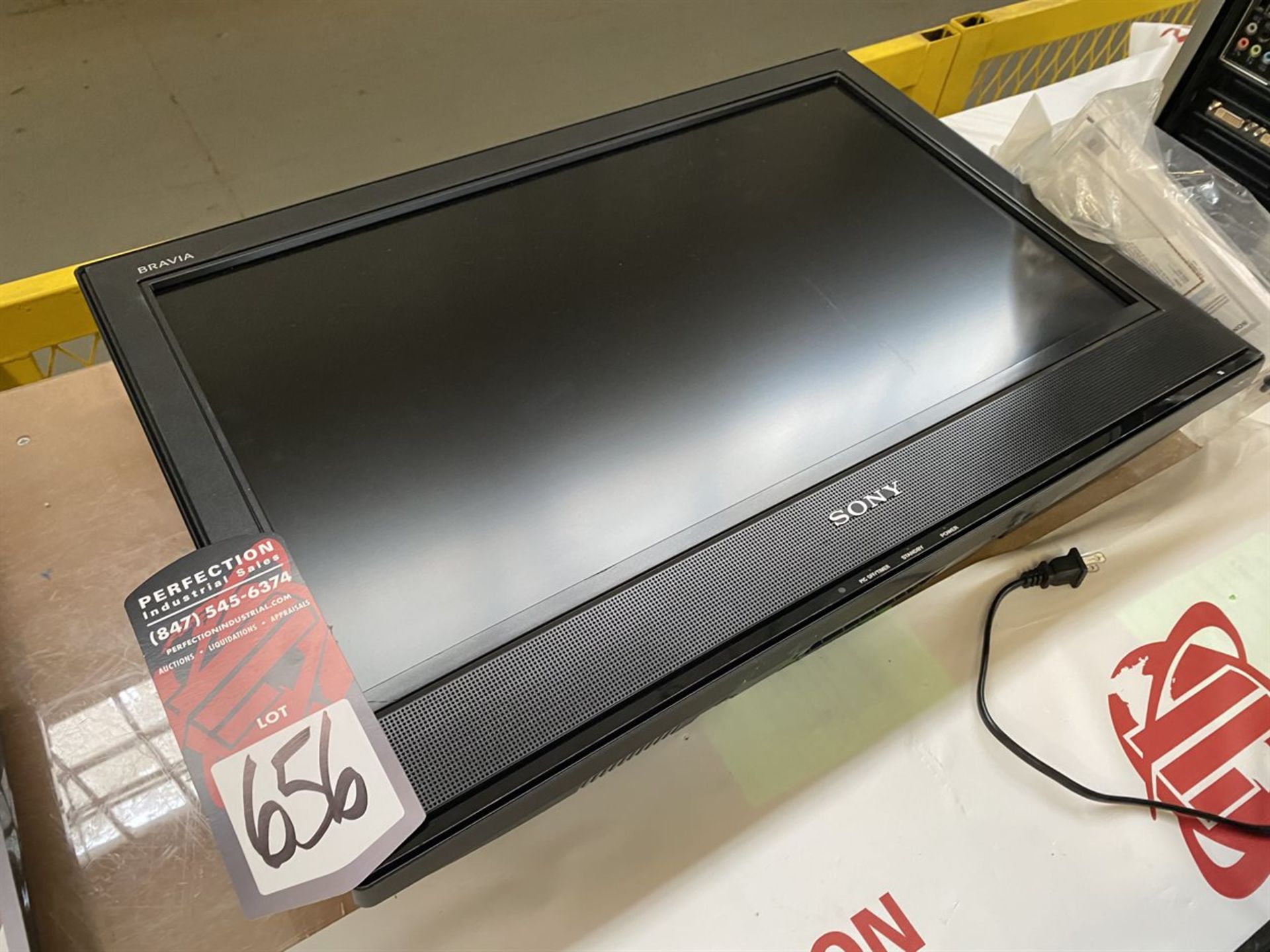 SONY 26" Flatscreen TV