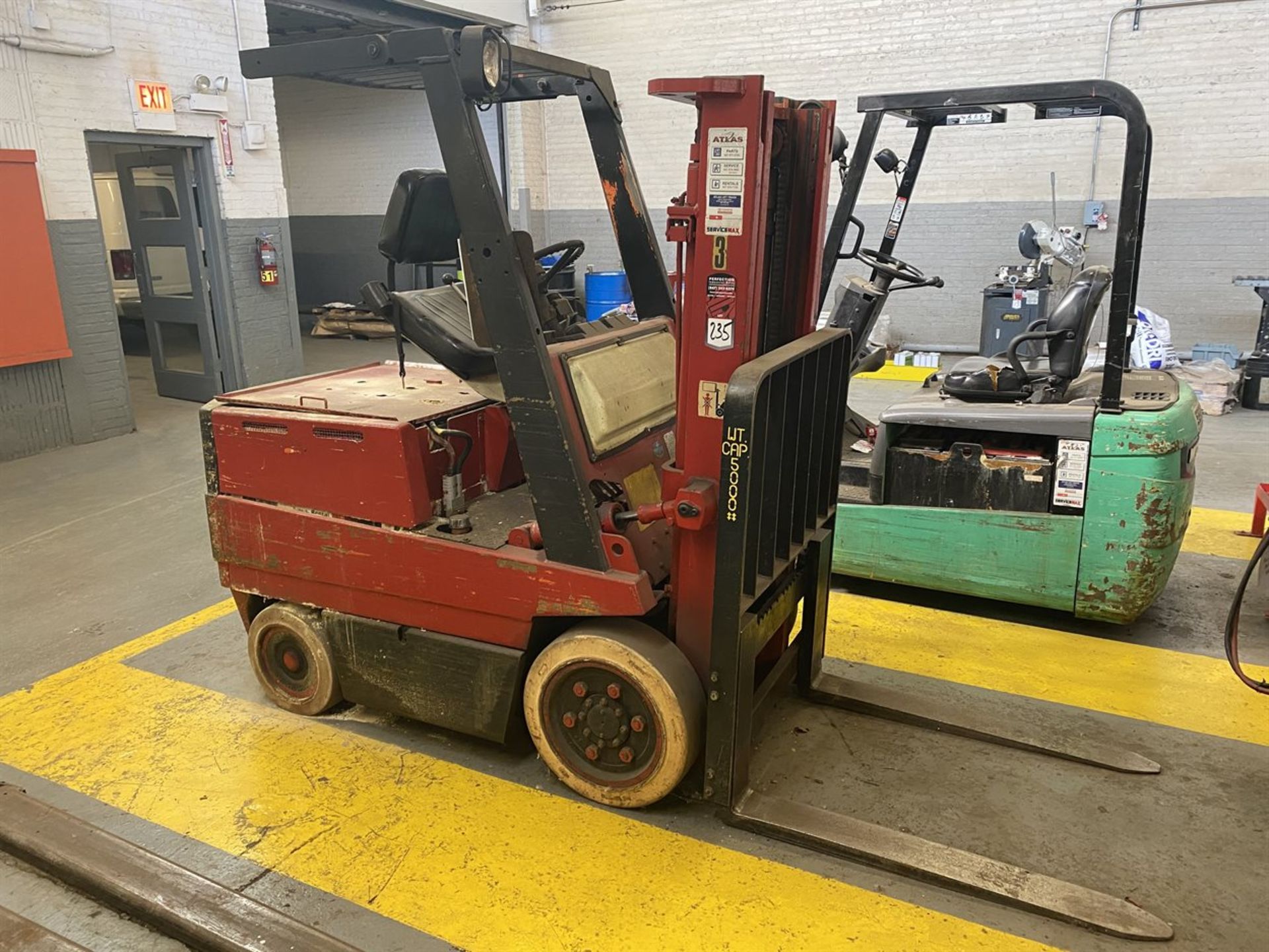 TOYOTA 2FBCA25 Electric Forklift, s/n 11711, 5000 LB Capacity, Triple Mast, (Not Currently Running)