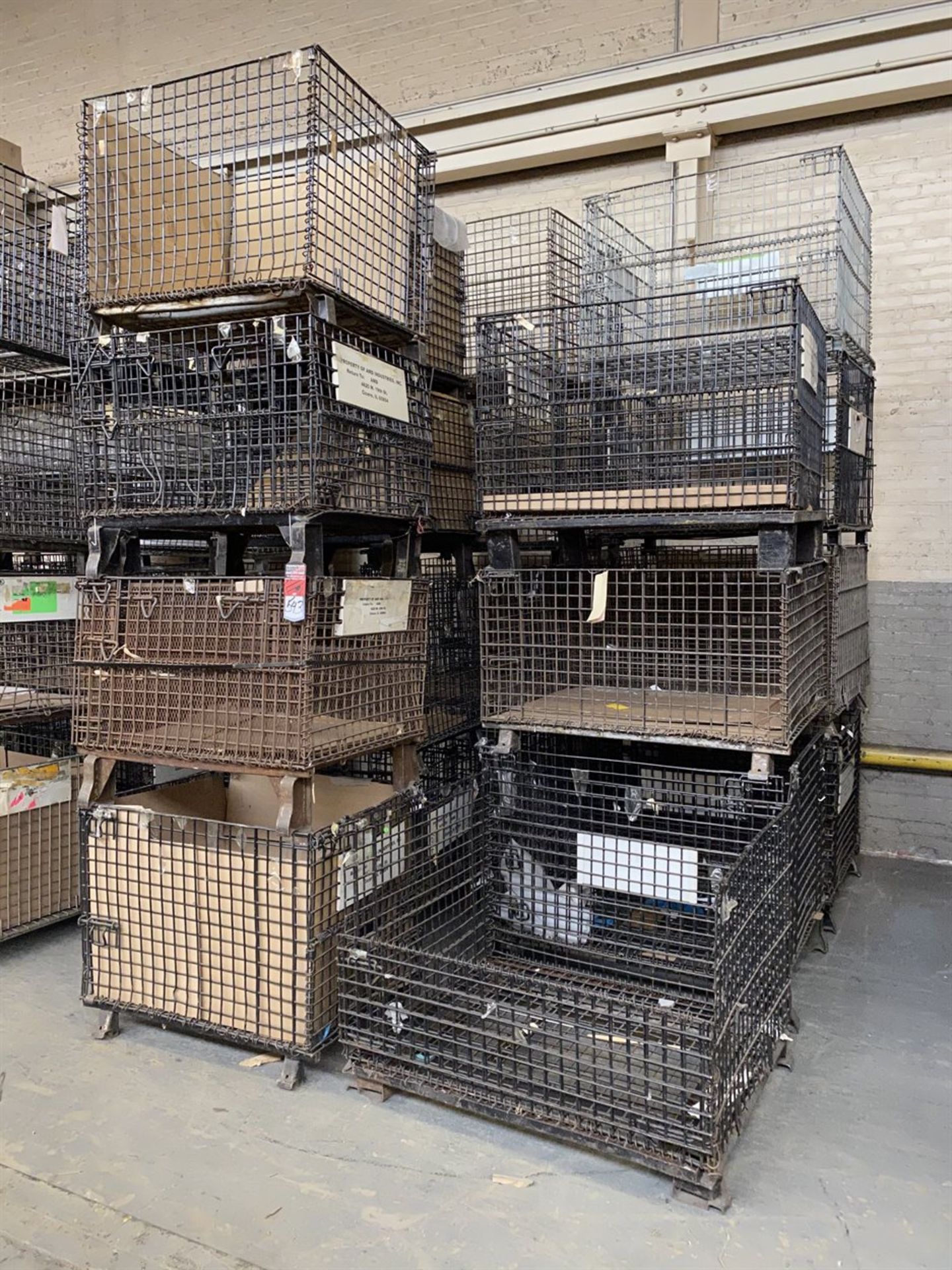 Lot of (20) Collapsible Wire Crates