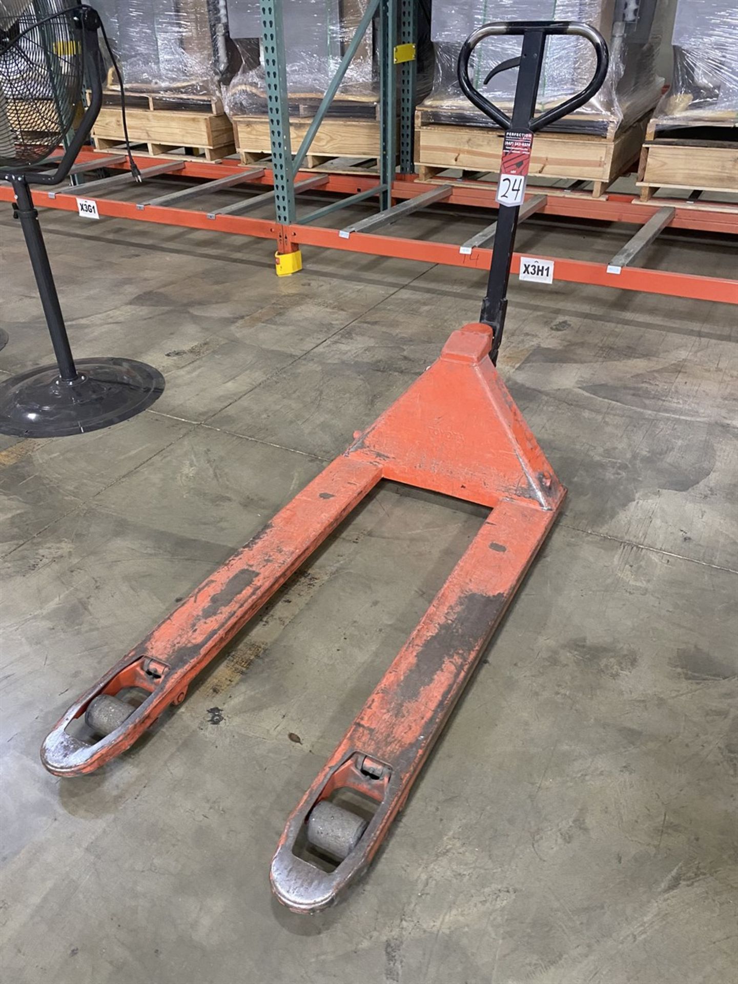 TOYOTA 5000 LB Pallet Jack