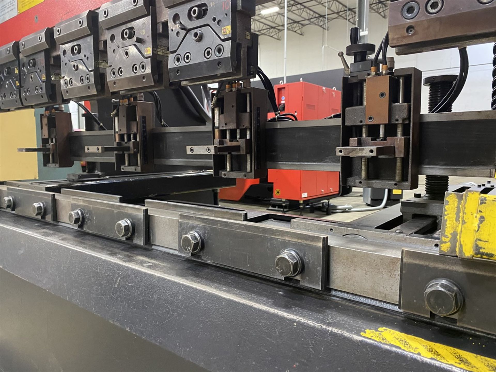 AMADA RG-80S CNC Press Brake, s/n 809840, 88 Ton Capacity, NC-9EXII Control, 78.8” Table Length, - Image 3 of 6