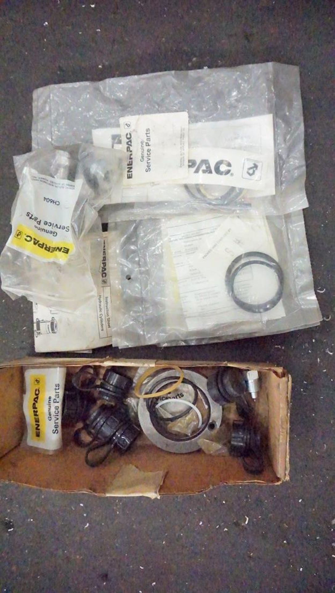 Lot of Enerpac Hydraulic Pumps c/w Ram, Spare Parts - Image 2 of 2