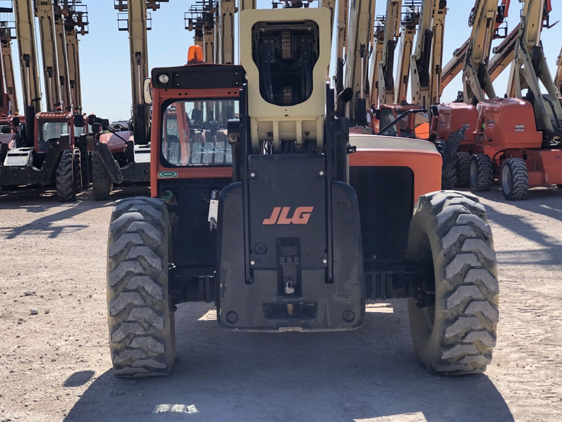 2018 JLG 1055 Telehandler, s/n 160083807, 10,000 Maximum Lift Capacity, 55' Maximum Lift Height, - Image 7 of 16