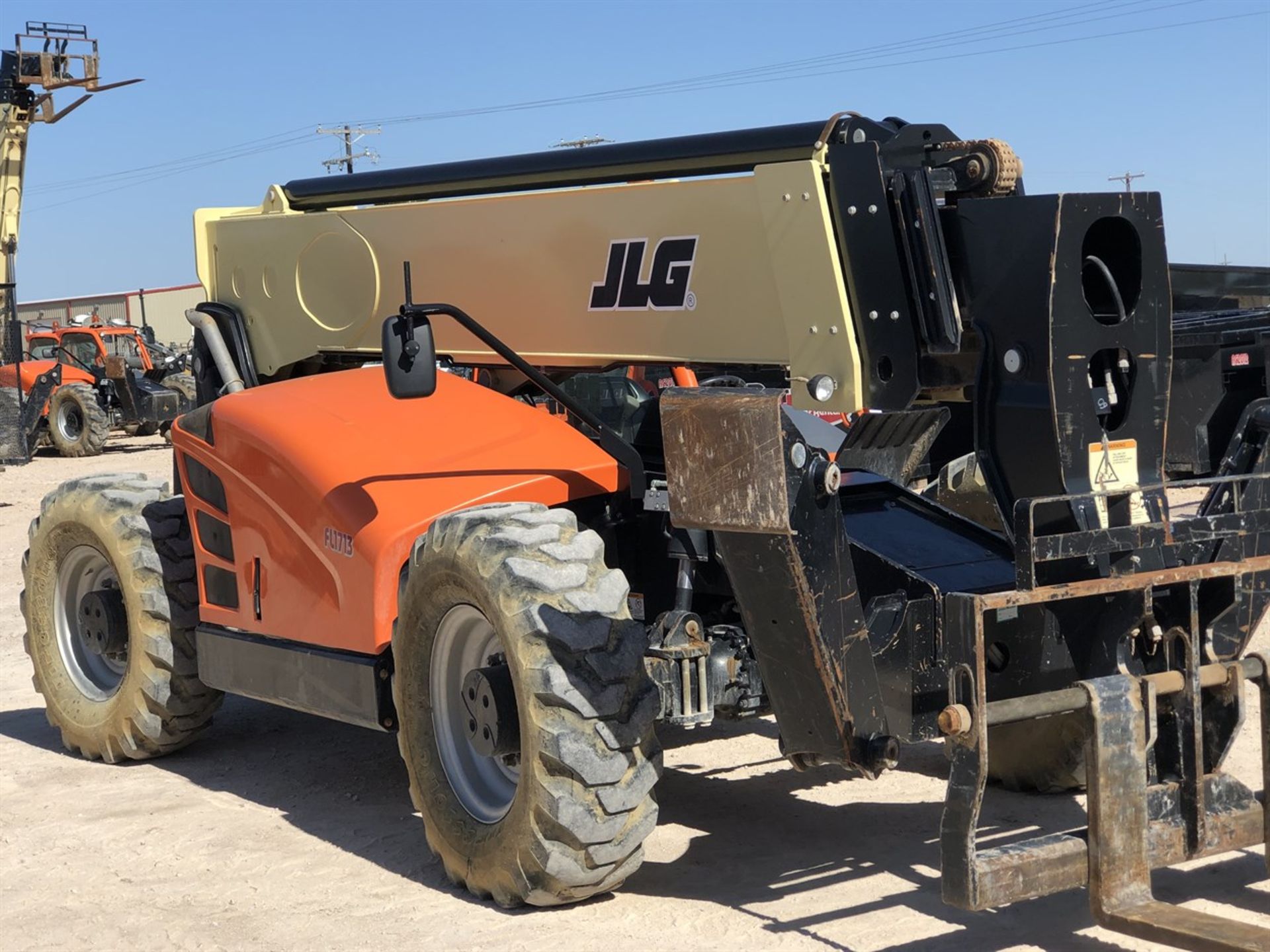 2018 JLG 1055 Telehandler, s/n 160083807, 10,000 Maximum Lift Capacity, 55' Maximum Lift Height, - Image 5 of 16