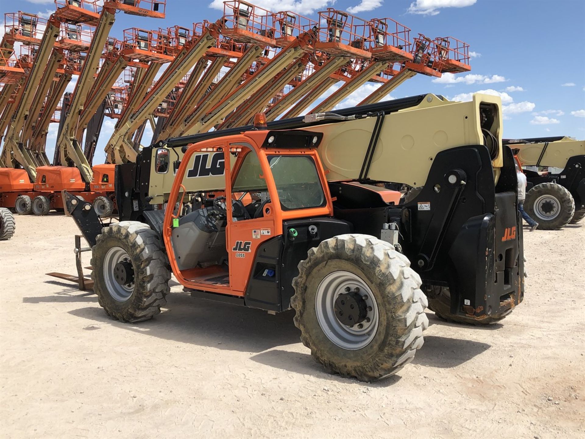 2018 JLG 1055 Telehandler, s/n 160083754, 10,000 Maximum Lift Capacity, 55' Maximum Lift Height, - Image 10 of 18