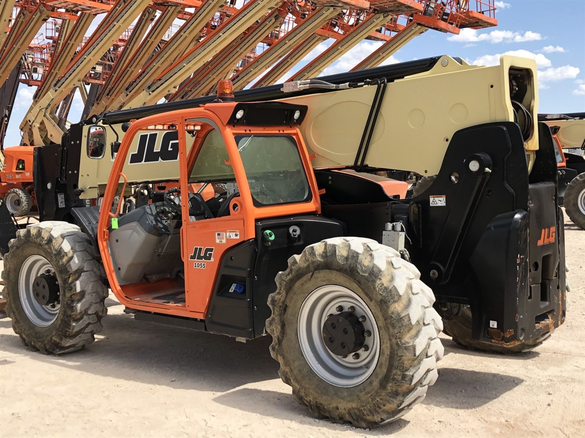 2018 JLG 1055 Telehandler, s/n 160083754, 10,000 Maximum Lift Capacity, 55' Maximum Lift Height, - Image 11 of 18