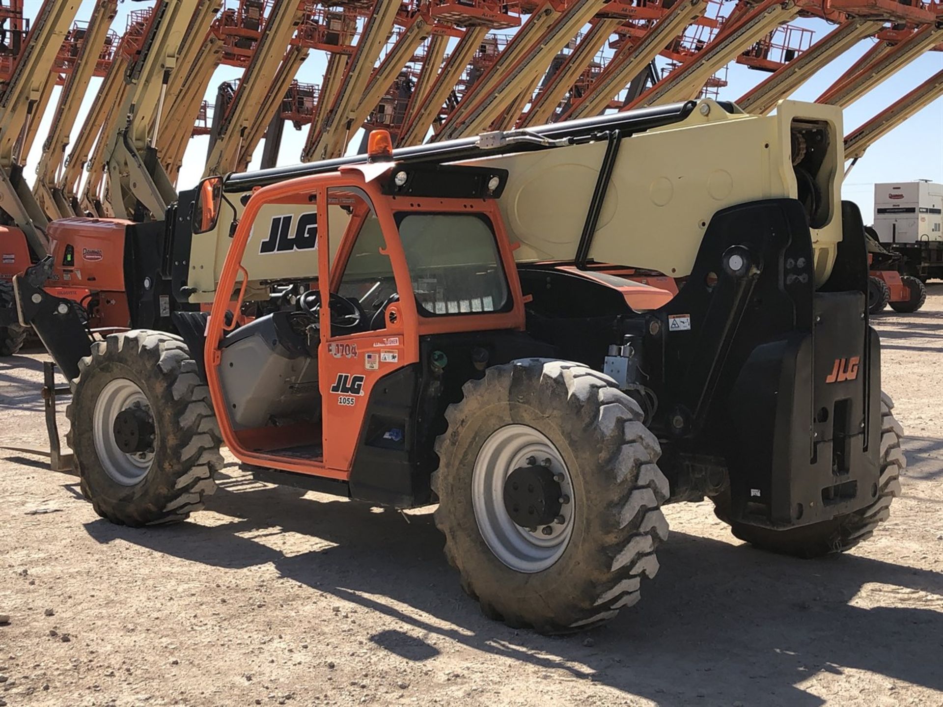 2017 JLG 1055 Telehandler, s/n 160083315, 10,000 Maximum Lift Capacity, 55' Maximum Lift Height, - Image 10 of 17