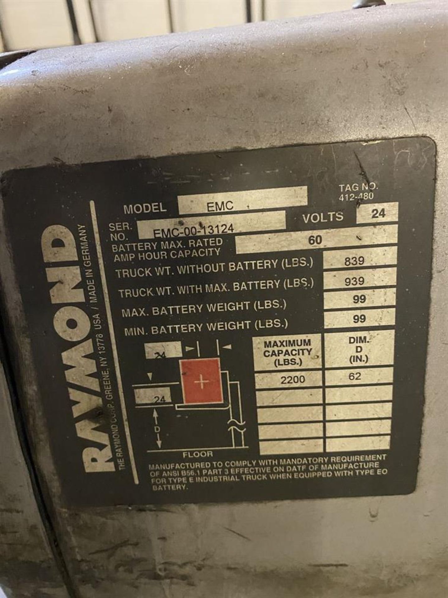 Raymond EMC Electric Pallet Jack, s/n 00-13124, 2200 Lb. Capacity - Image 4 of 4