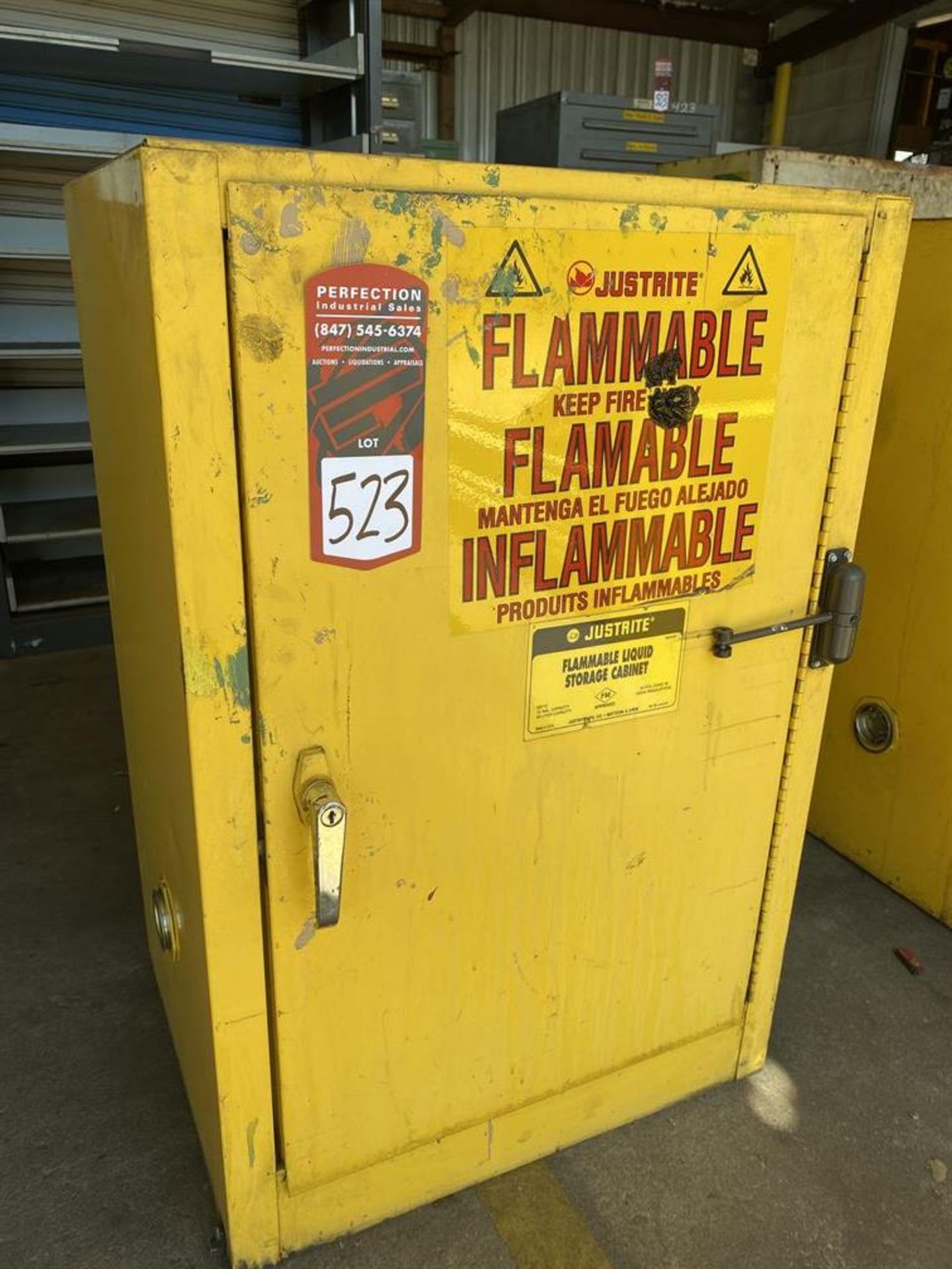 JUSTRITE 25710 12 Gal Flammable Liquids Cabinet