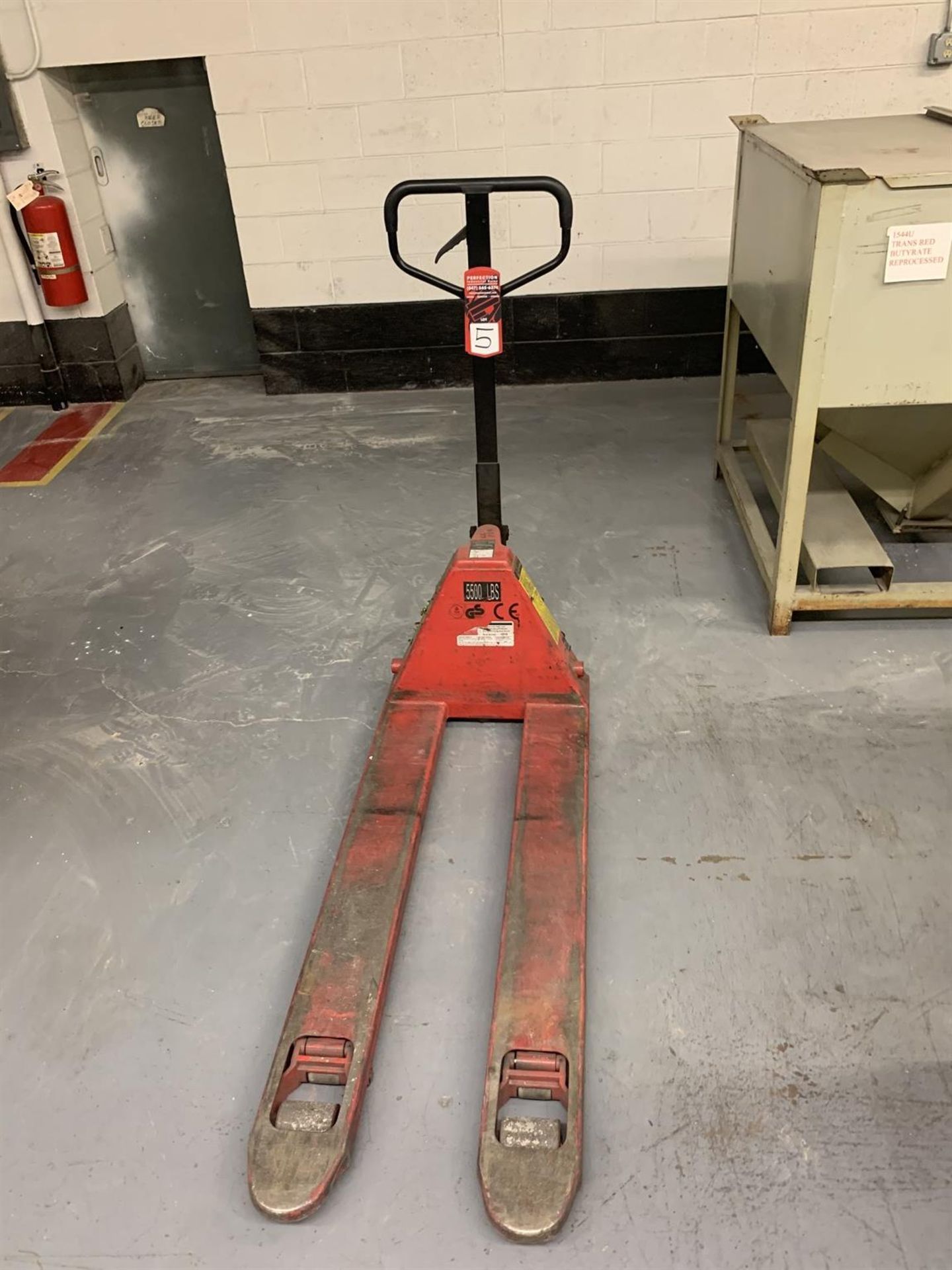 DAYTON 5500 LB Industrial Pallet Jack