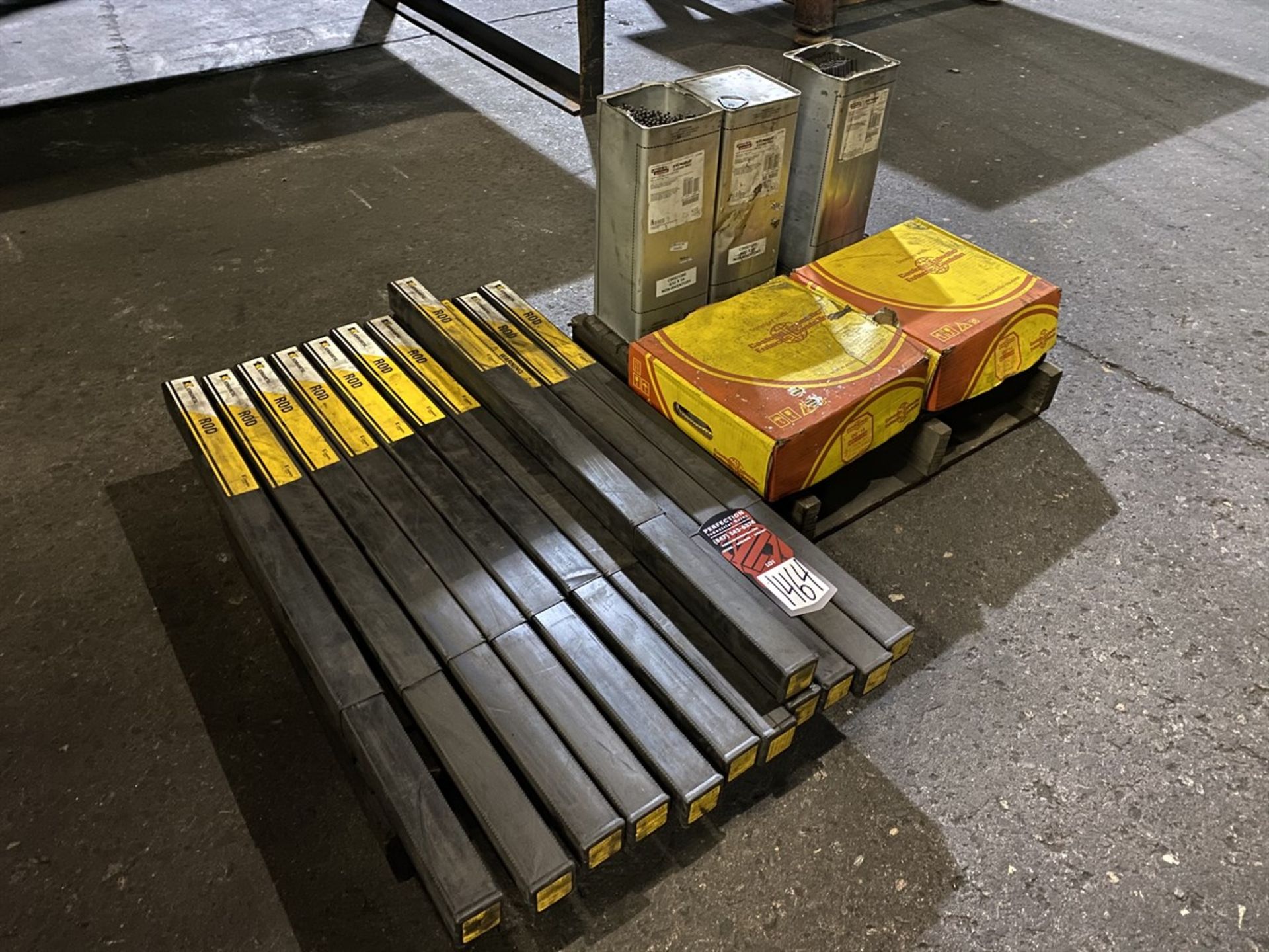 Pallet of Assorted Kennametal, Zastolin Eutectic, and Lincoln Welding Rod