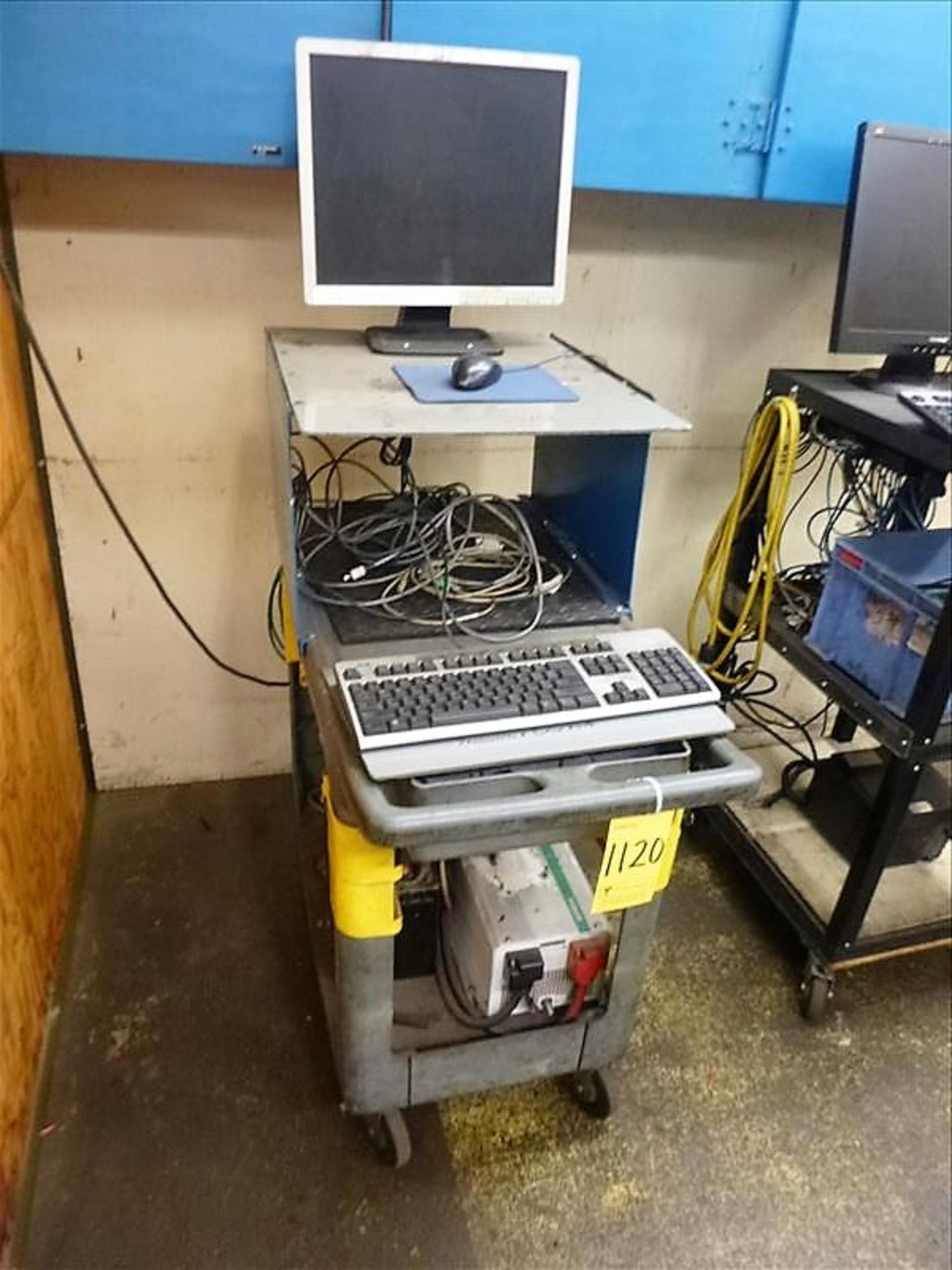 Computer Cart (PC Excluded) c/w XANTRAX CR Series Inverter/Charger