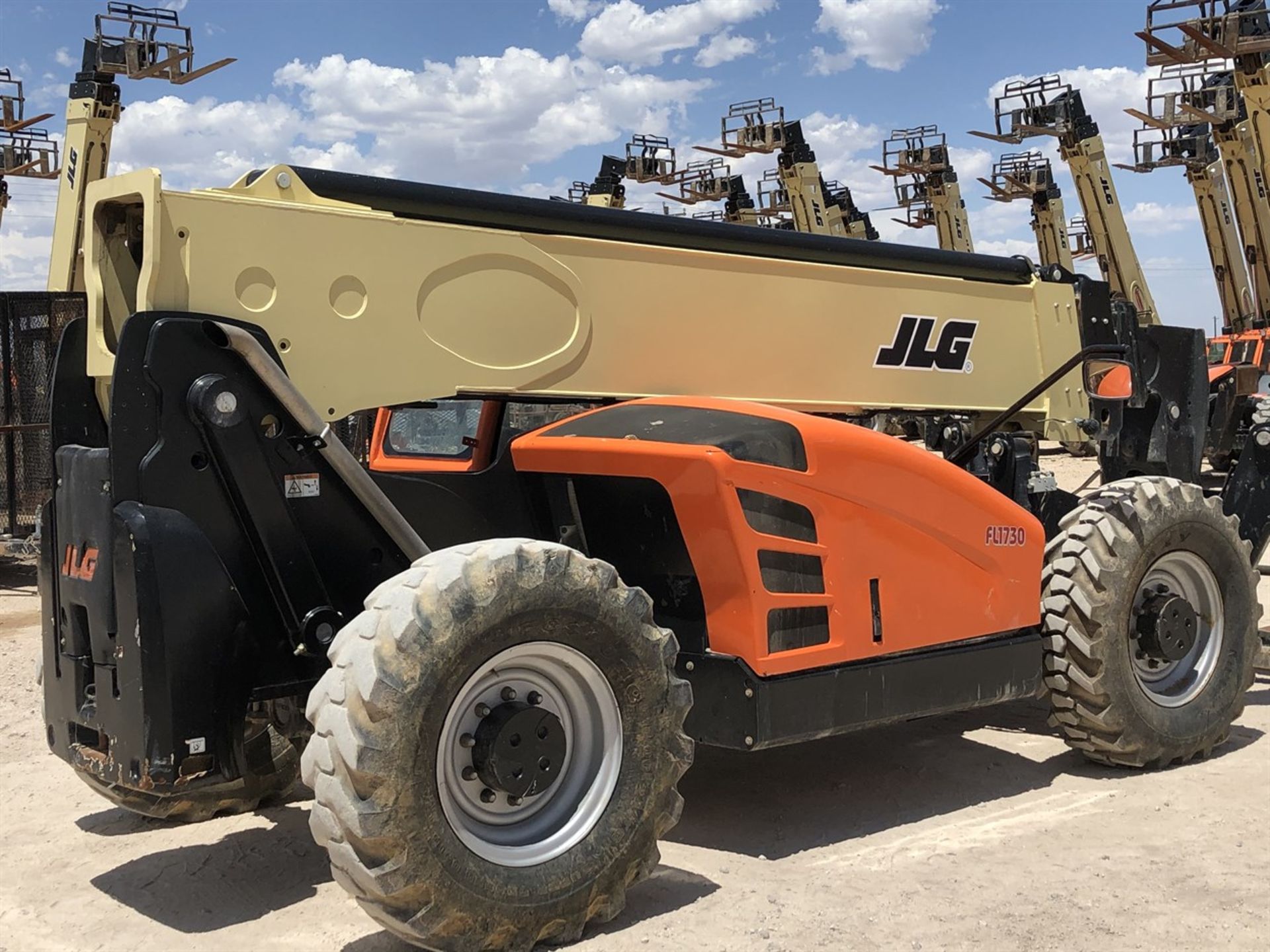 2018 JLG 1055 Telehandler, s/n 160084193, 10,000 Lb. Maximum Lift Capacity, 55' Maximum Lift Height, - Image 8 of 17