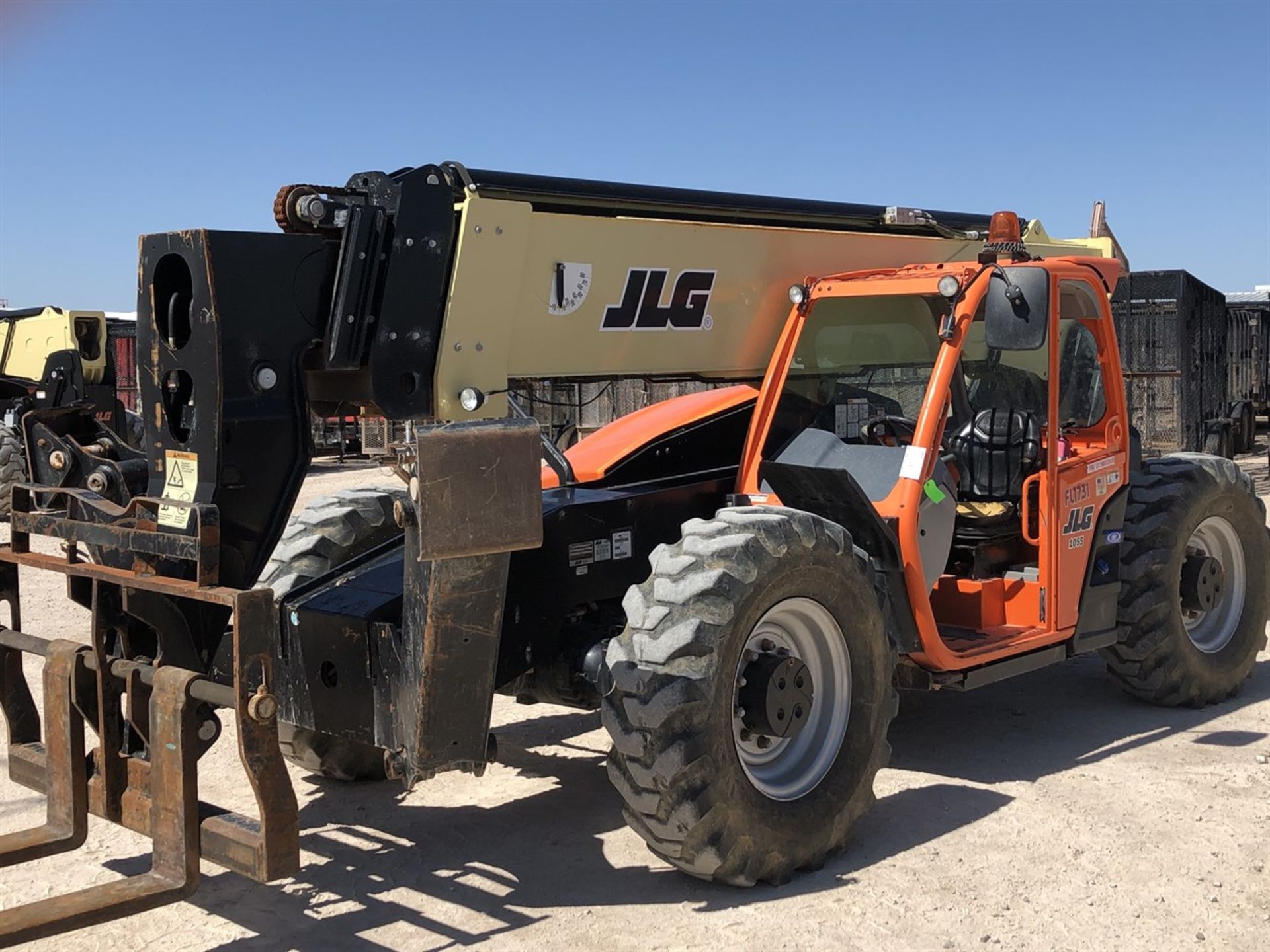 2018 JLG 1055 Telehandler, s/n 160084199 , 10,000 Lb. Maximum Lift Capacity, 55' Maximum Lift - Image 2 of 15