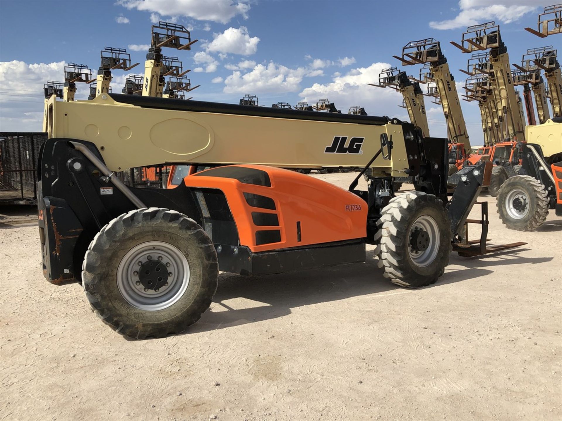 2018 JLG 1055 Telehandler, s/n 160084304 , 10,000 Lb. Maximum Lift Capacity, 55' Maximum Lift - Image 7 of 17