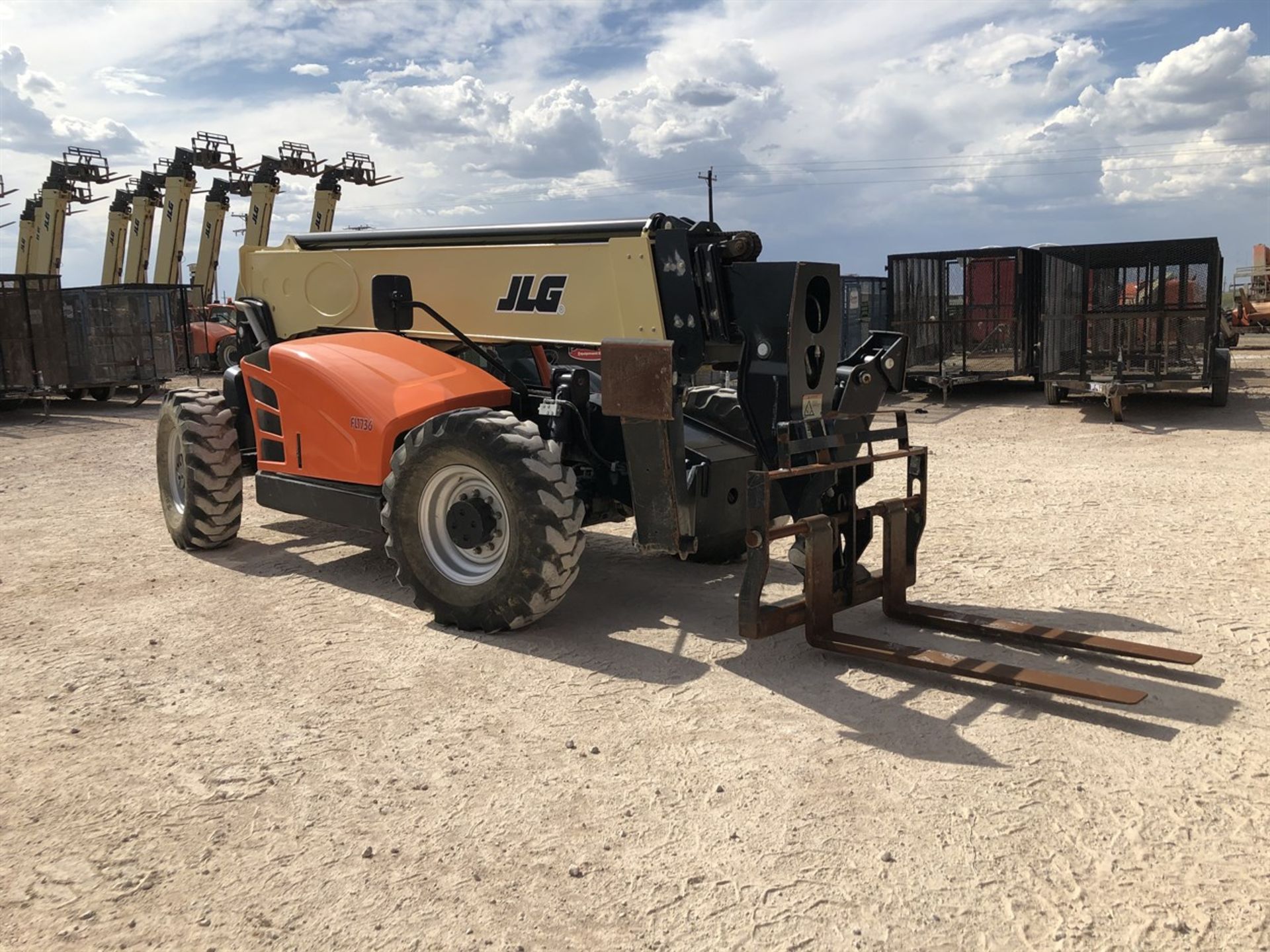 2018 JLG 1055 Telehandler, s/n 160084304 , 10,000 Lb. Maximum Lift Capacity, 55' Maximum Lift - Image 4 of 17