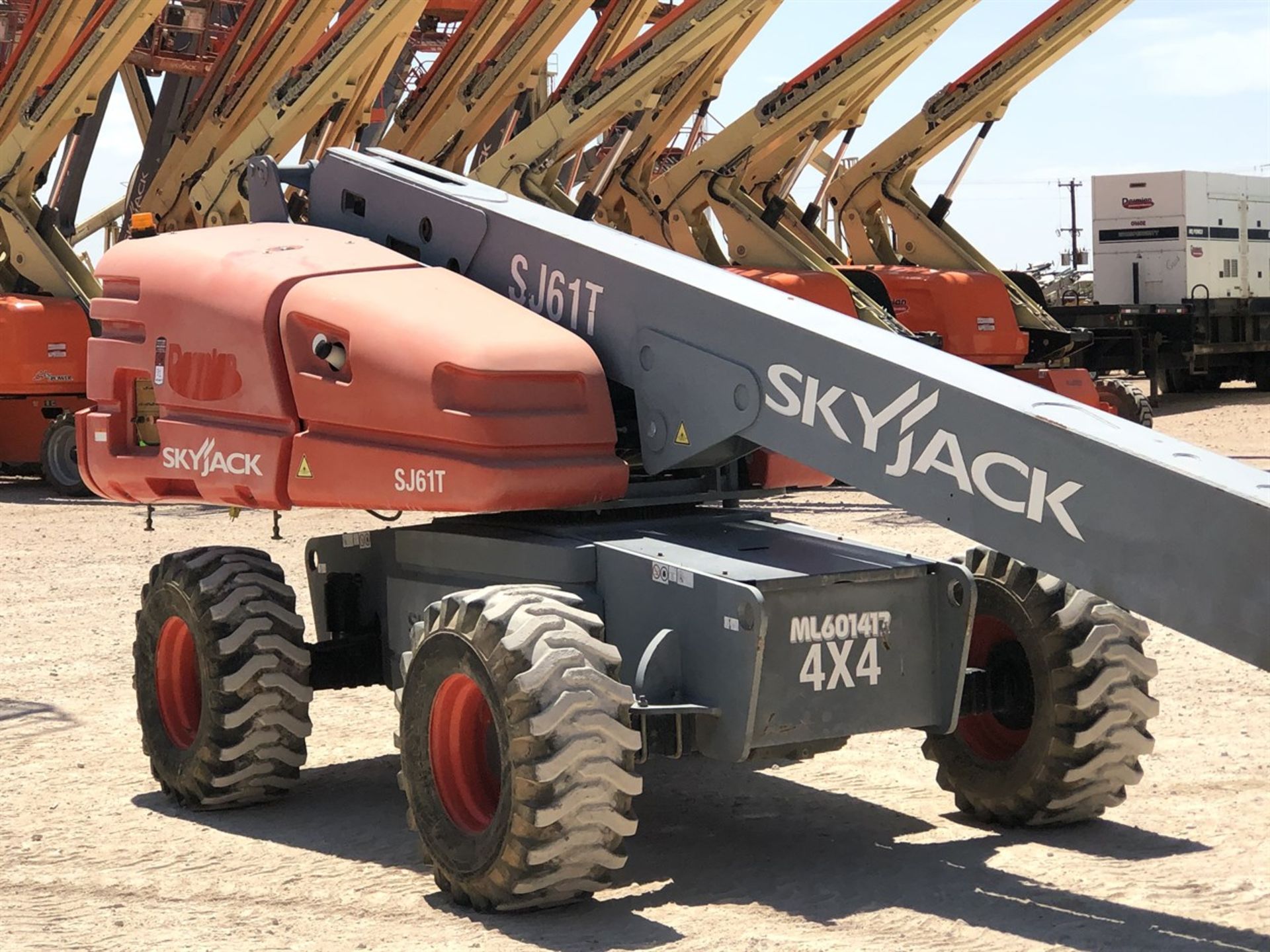 2014 SKYJACK SJ61T Telescoping Boom Lift, s/n 97001167 , 67'3" Max Work Height, 61'3" Max Platform - Image 2 of 17