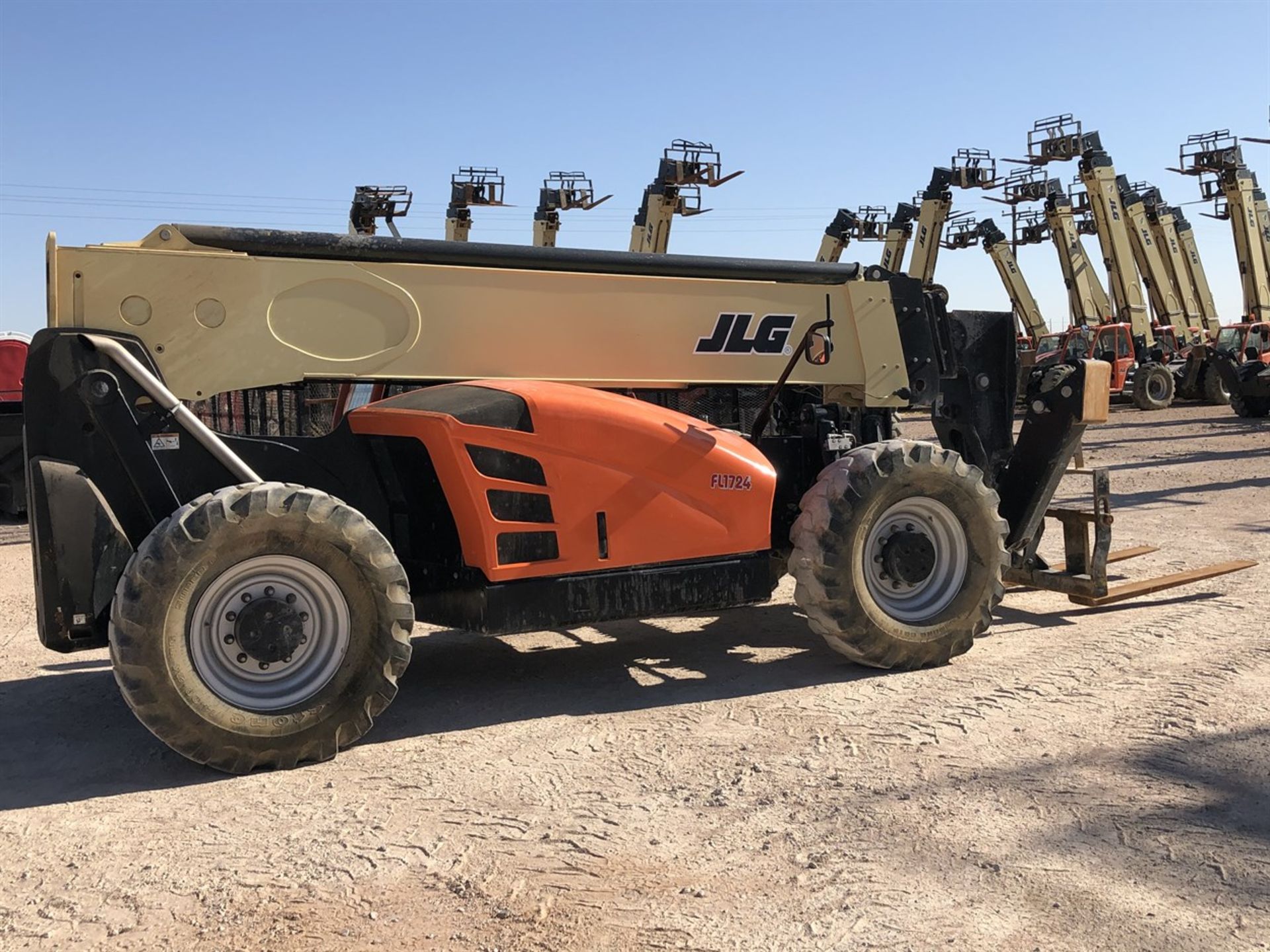 2018 JLG 1055 Telehandler, s/n 160083973, 10,000 Lb. Maximum Lift Capacity, 55' Maximum Lift Height, - Image 7 of 17