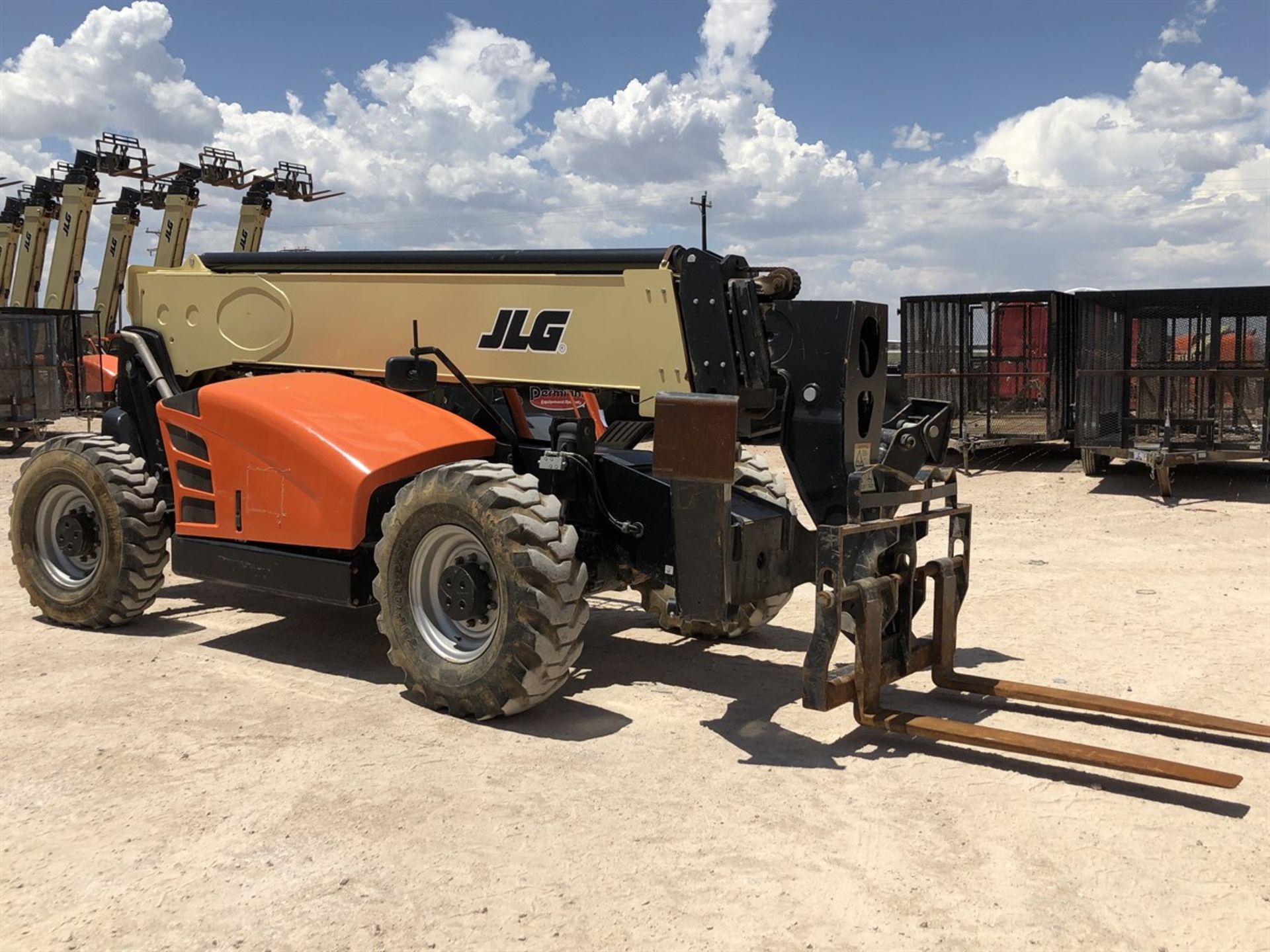 2018 JLG 1055 Telehandler, s/n 160083808 , 10,000 Lb. Maximum Lift Capacity, 55' Maximum Lift - Image 4 of 17