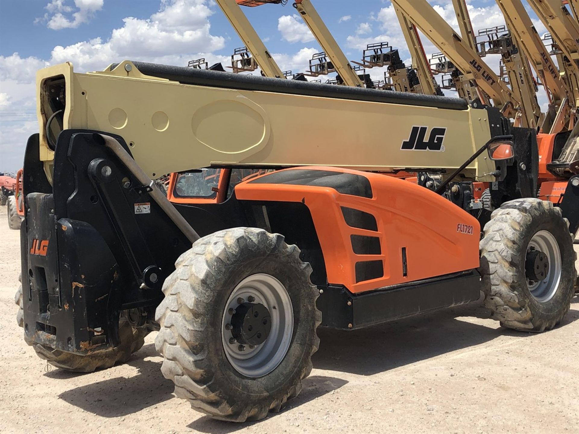 2018 JLG 1055 Telehandler, s/n 160083972, 10,000 Lb. Maximum Lift Capacity, 55' Maximum Lift Height, - Image 7 of 15