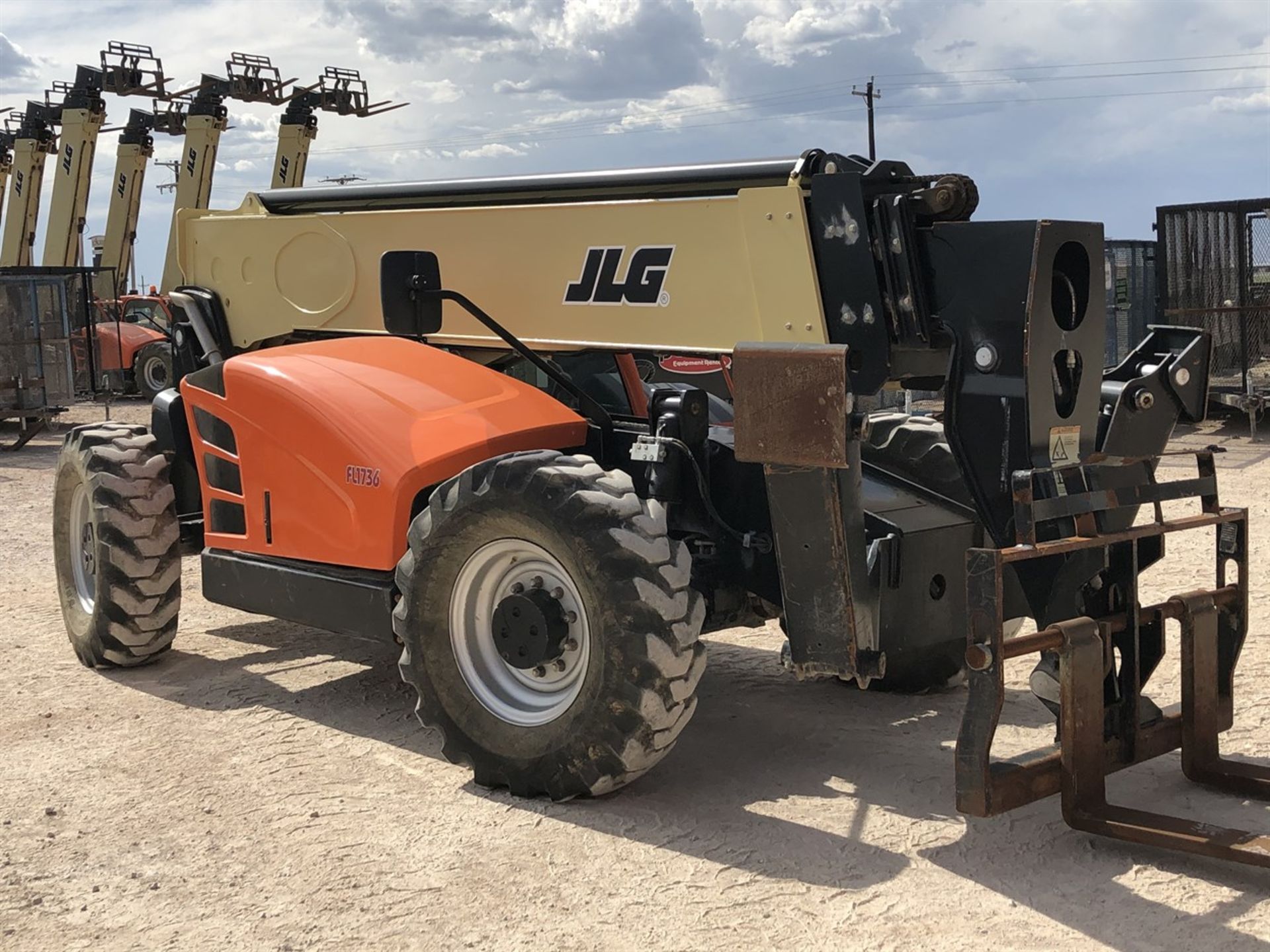 2018 JLG 1055 Telehandler, s/n 160084304 , 10,000 Lb. Maximum Lift Capacity, 55' Maximum Lift - Image 5 of 17