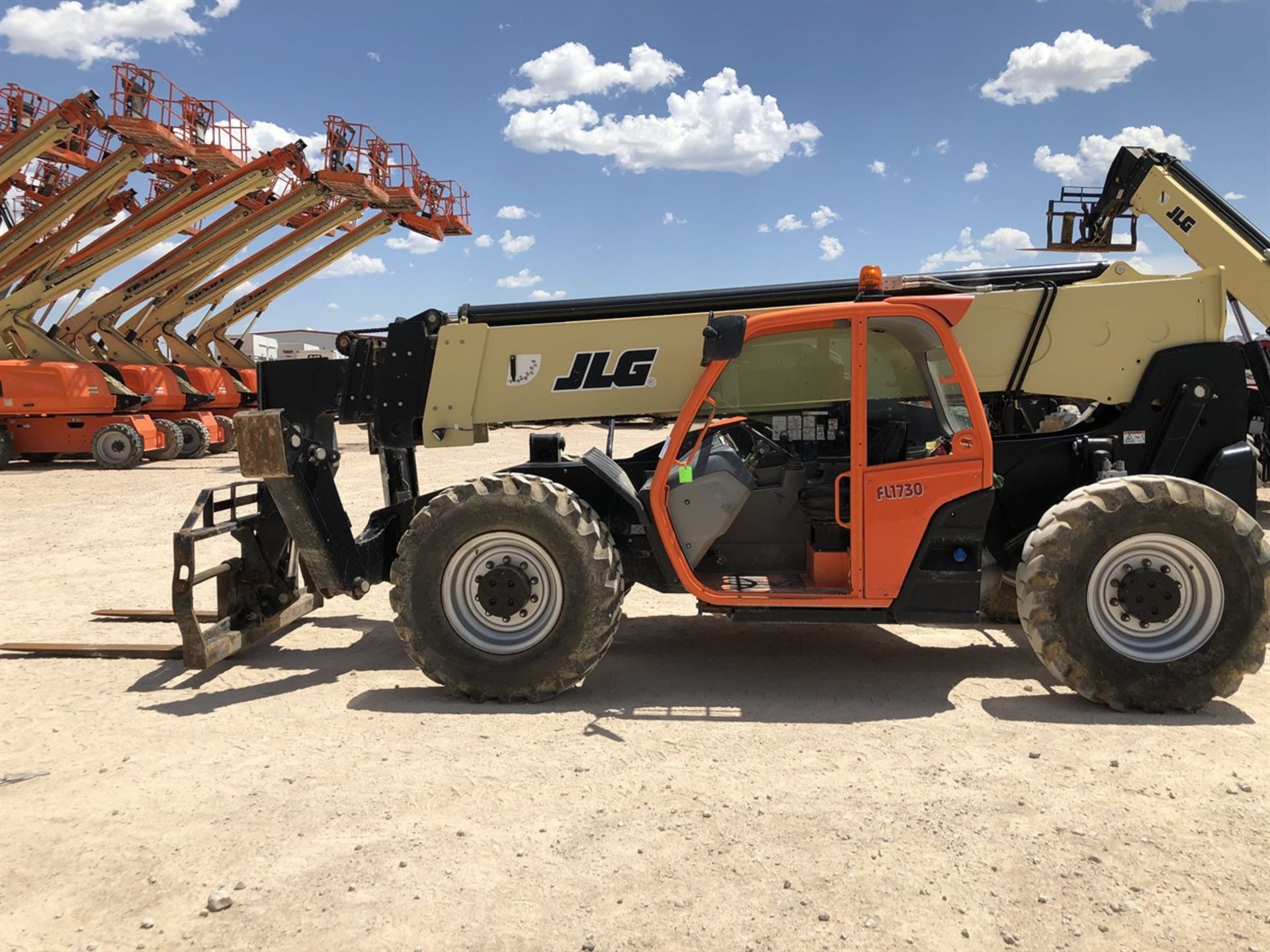 2018 JLG 1055 Telehandler, s/n 160084193, 10,000 Lb. Maximum Lift Capacity, 55' Maximum Lift Height, - Image 11 of 17