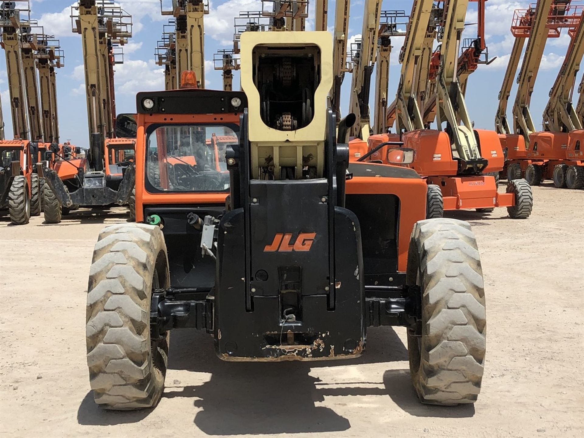 2018 JLG 1055 Telehandler, s/n 160084193, 10,000 Lb. Maximum Lift Capacity, 55' Maximum Lift Height, - Image 9 of 17