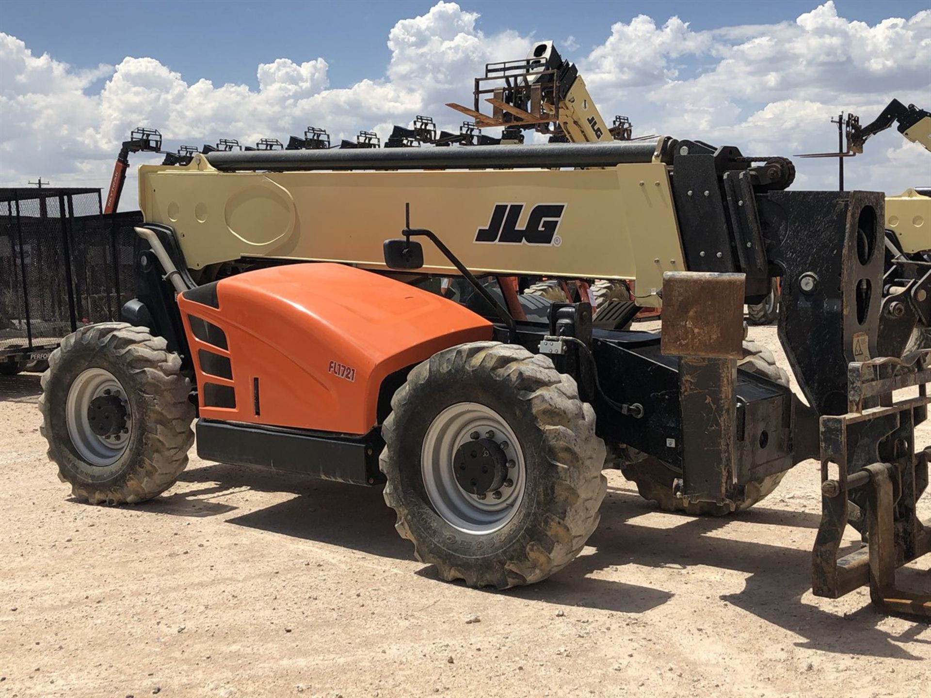 2018 JLG 1055 Telehandler, s/n 160083972, 10,000 Lb. Maximum Lift Capacity, 55' Maximum Lift Height, - Image 5 of 15