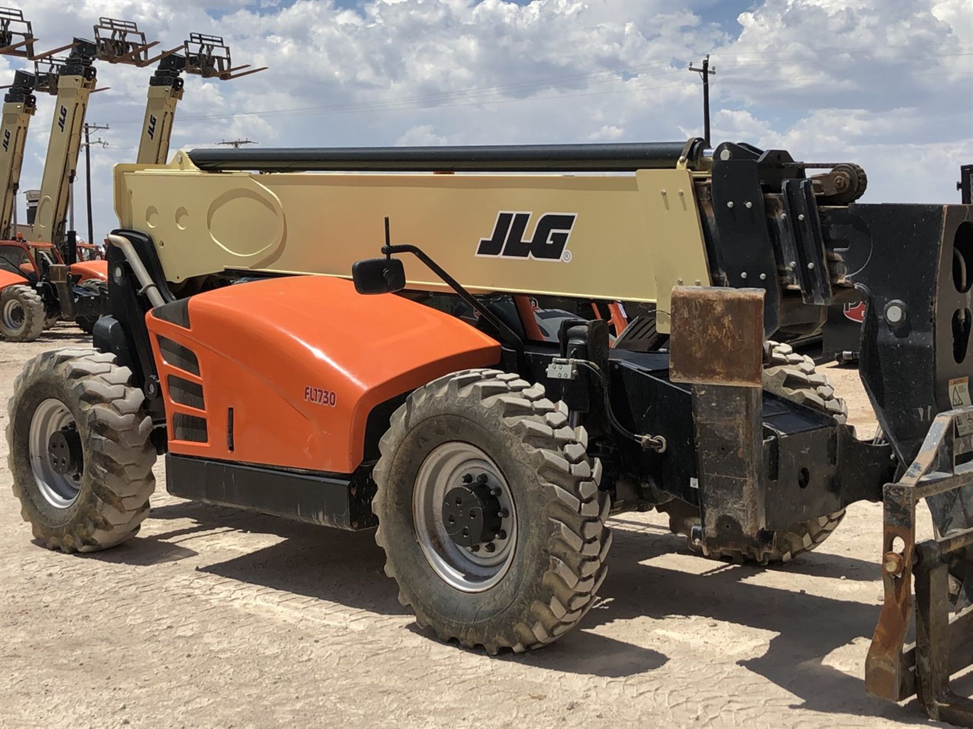 2018 JLG 1055 Telehandler, s/n 160084193, 10,000 Lb. Maximum Lift Capacity, 55' Maximum Lift Height, - Image 5 of 17