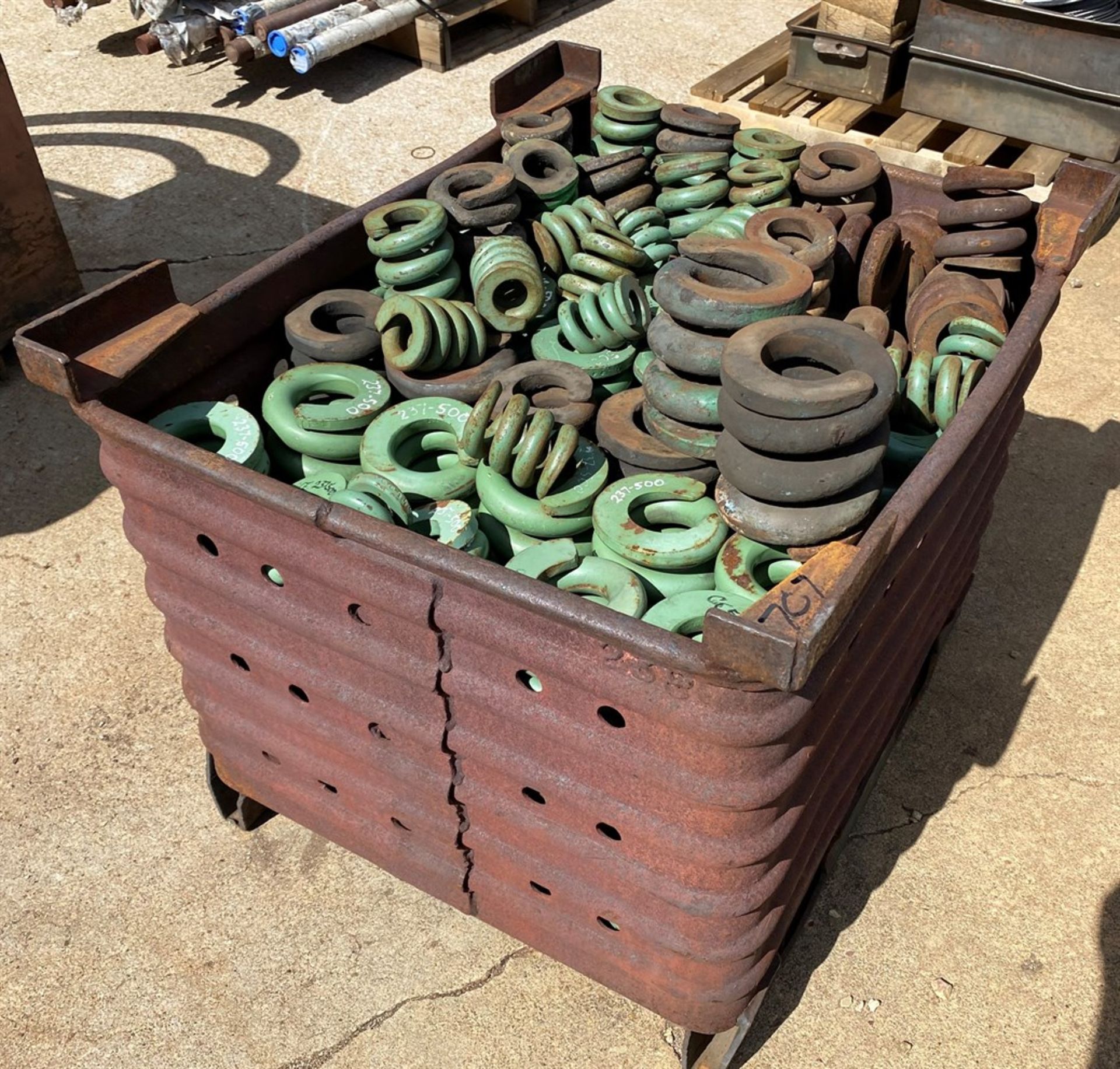 Steel Tub w/ Large Assortment of Springs