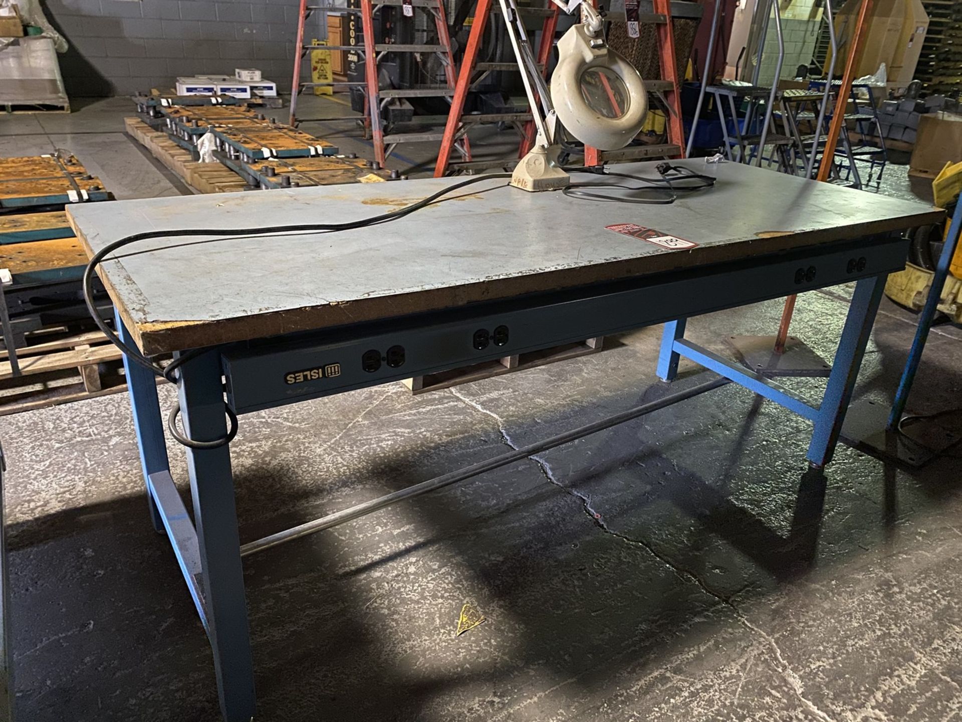 ISLES 30" x 72" Work Bench w/ Magnifying Arm