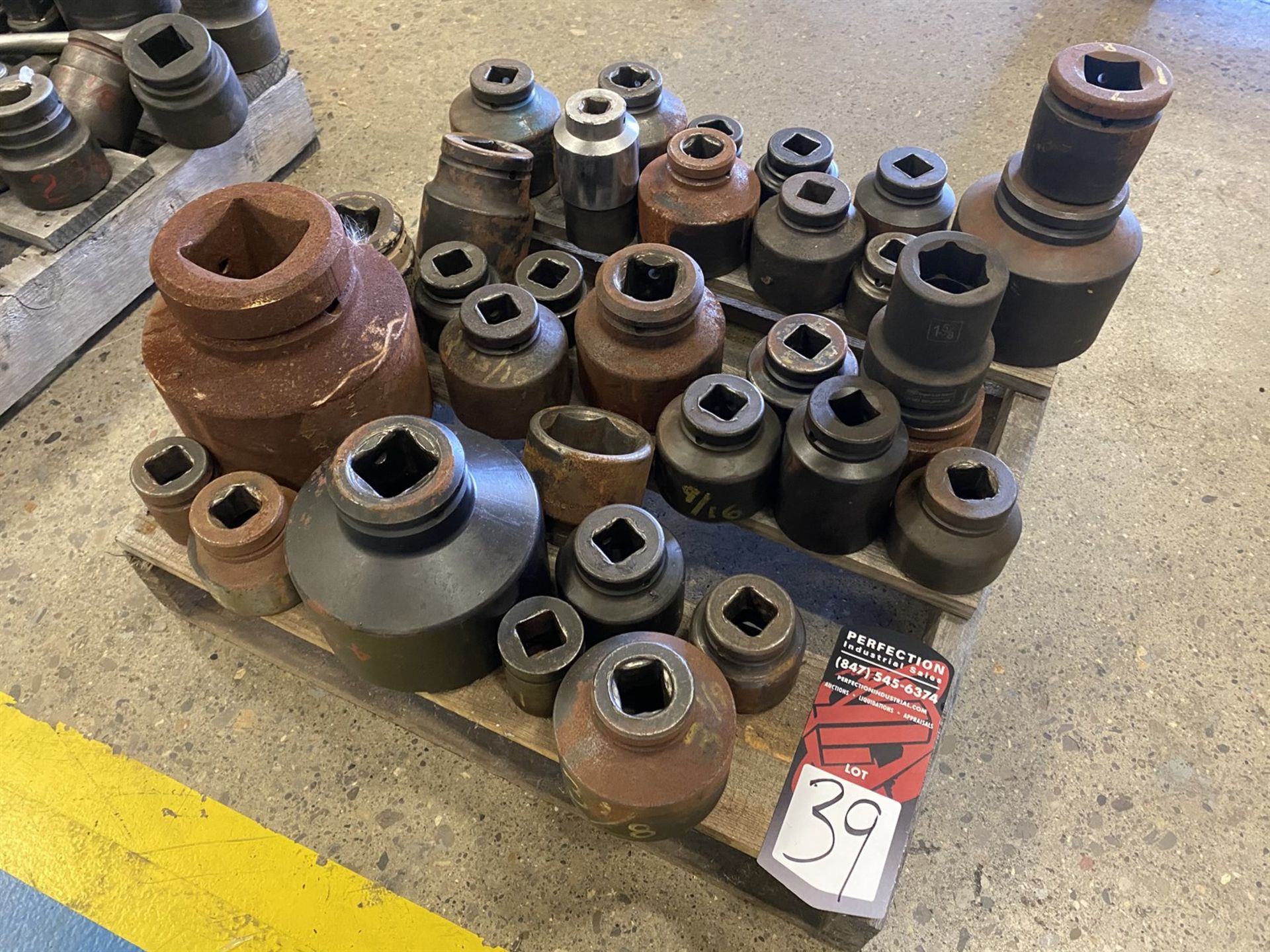 Lot of Assorted Sockets