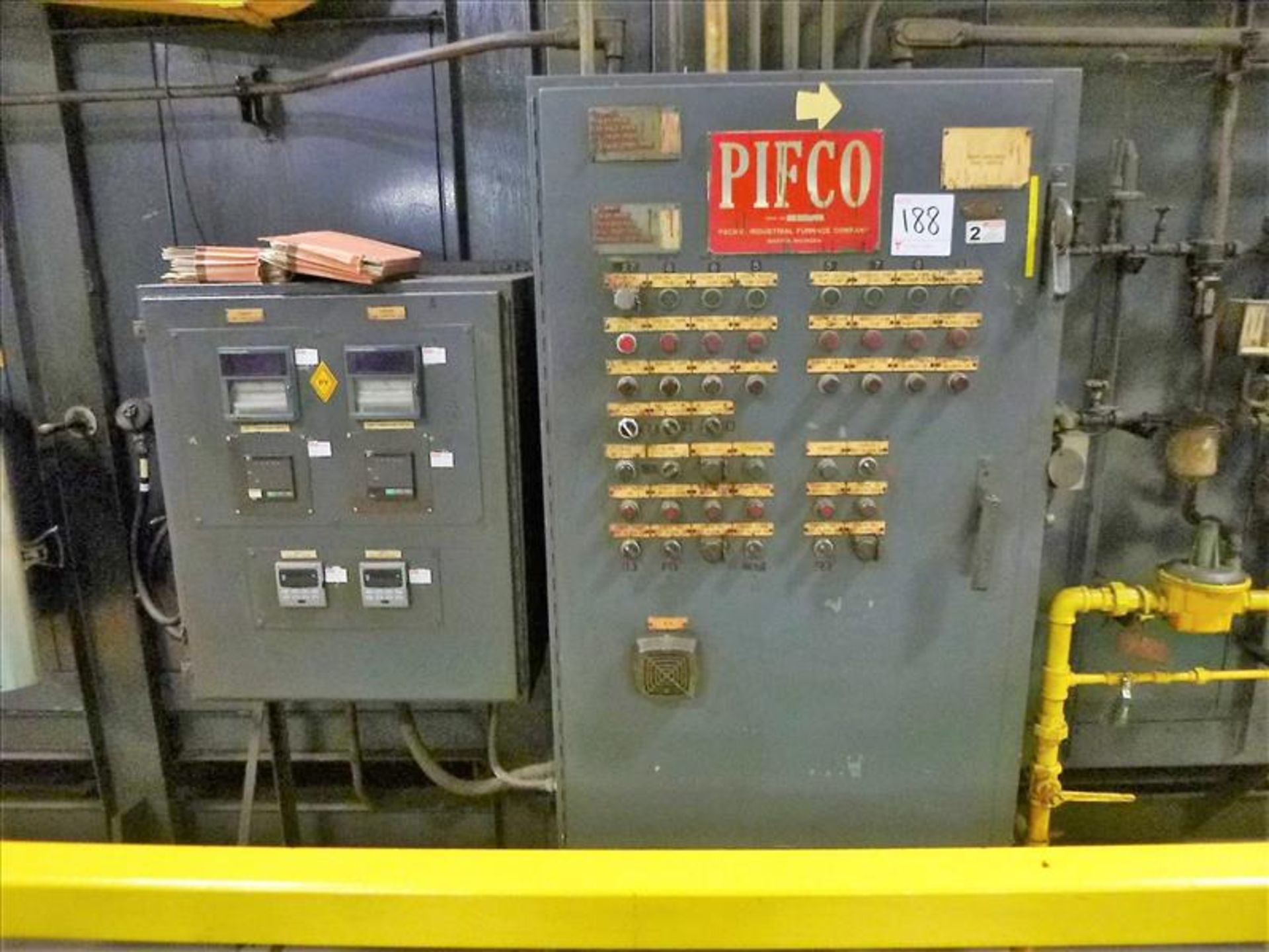 PIFCO SR1987 Gas Fired Stress Relief Oven, s/n 6663, w/ up to 600 Deg. - Image 3 of 5