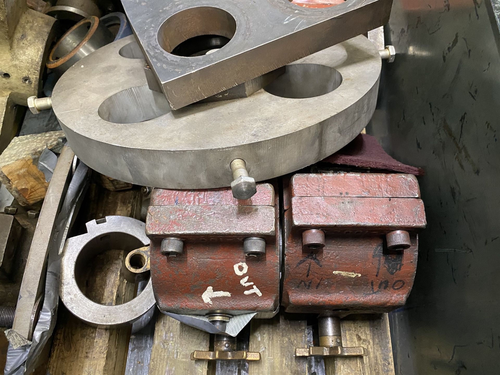 Lot Comprising Gang box of Flanges, Froussard DFO RB77 Reducer, 50.1 Ratio, 1800 RPM, w/ 4" x 8' - Image 5 of 10