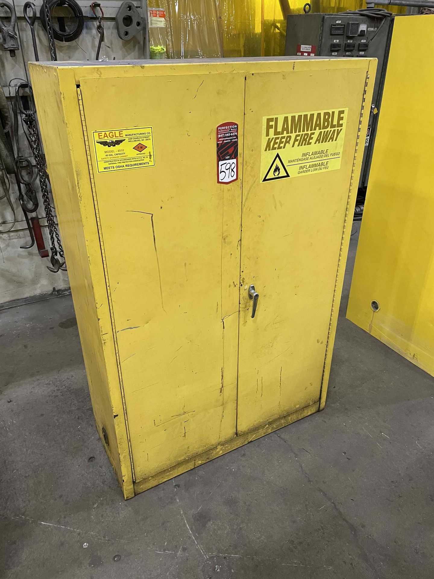 EAGLE 4510 45-Gallon Flammable Liquids Cabinet