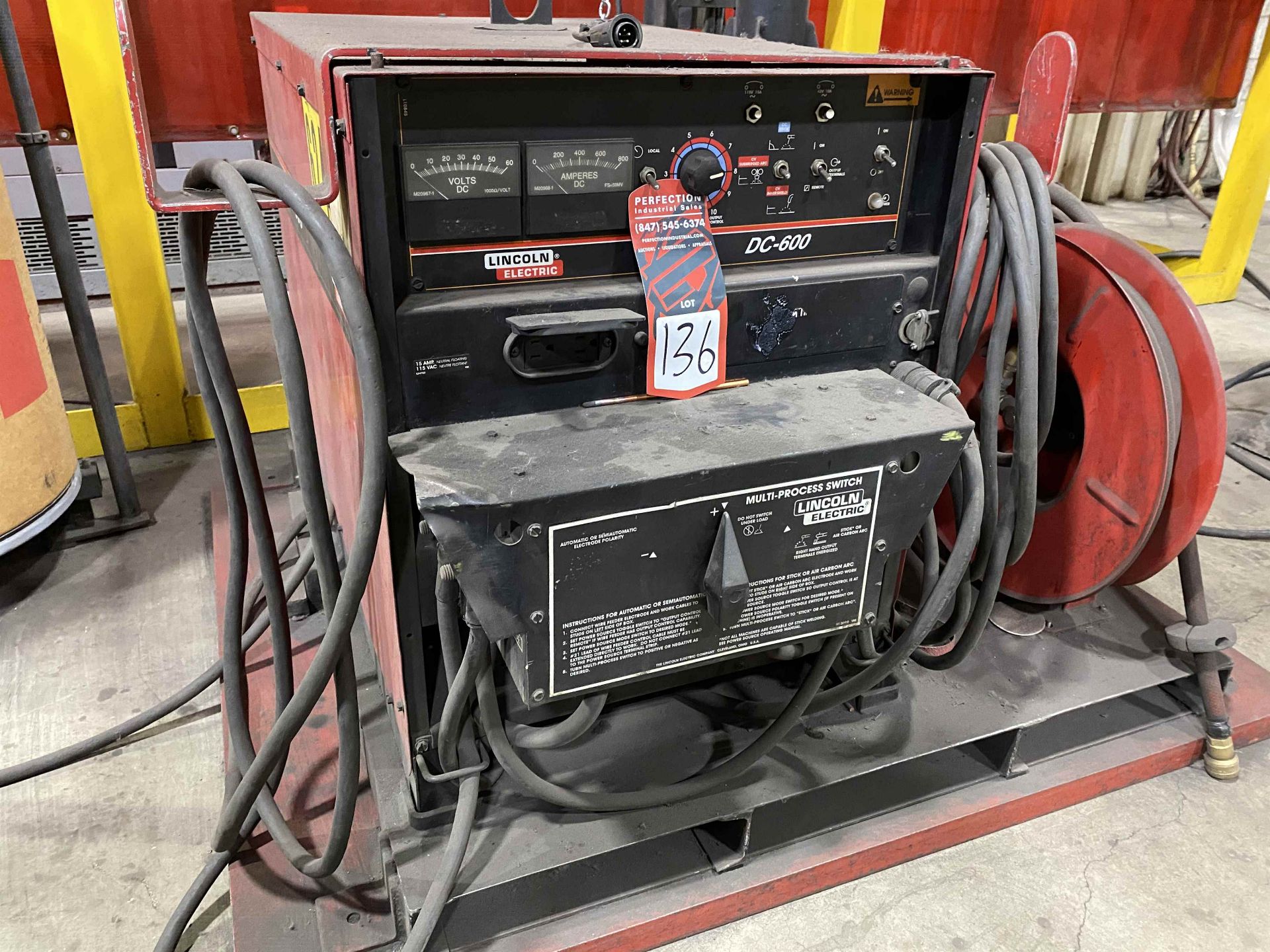 LINCOLN DC-600 Multi-Process Welder, s/n na, w/ LINCOLN Double Header DH-10 Wire Feed and Boom