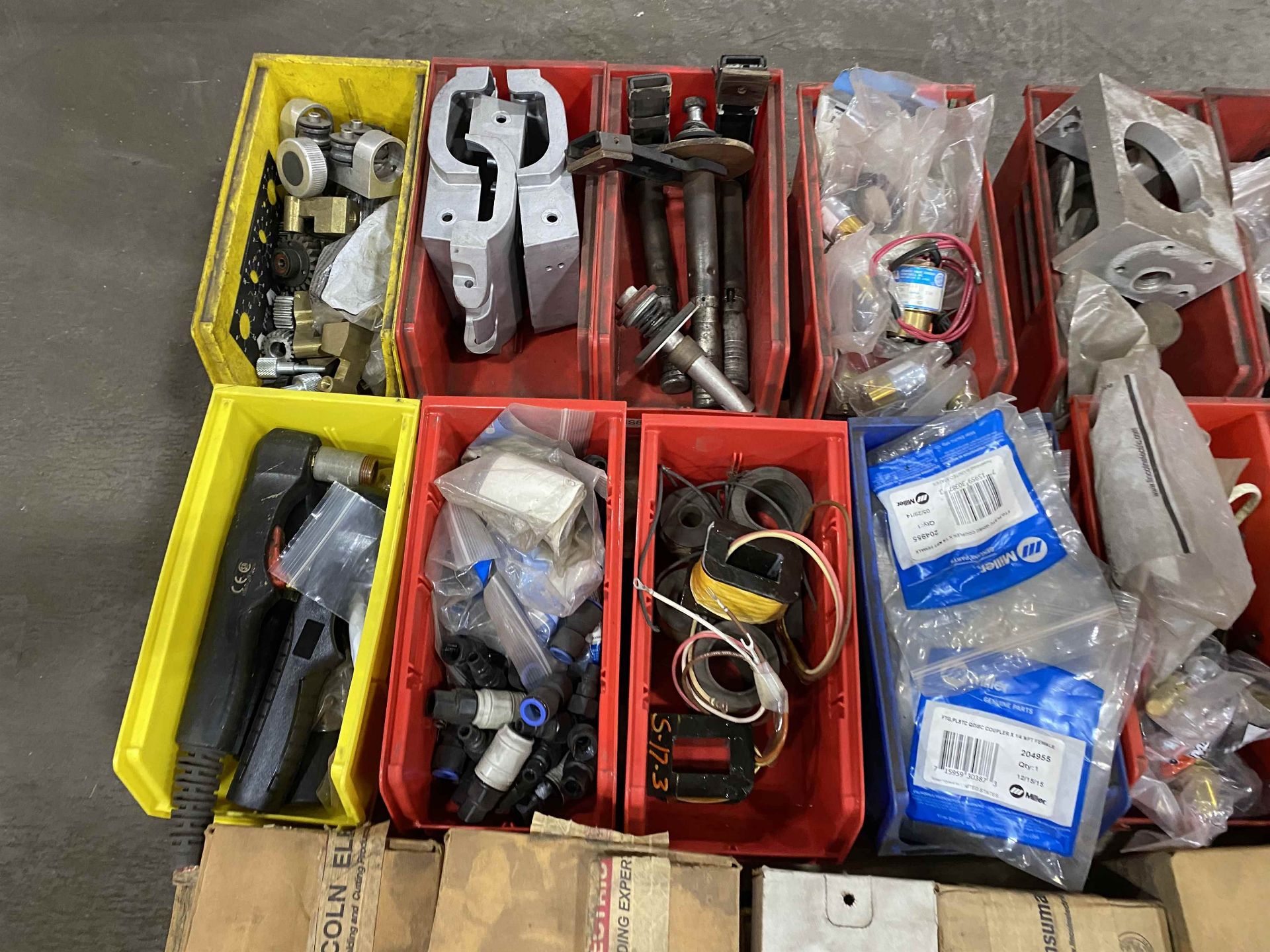 Lot of Welding Supplies Including Transformers, Gun Parts, Spindle Kits, Coils and Consumables - Image 2 of 5