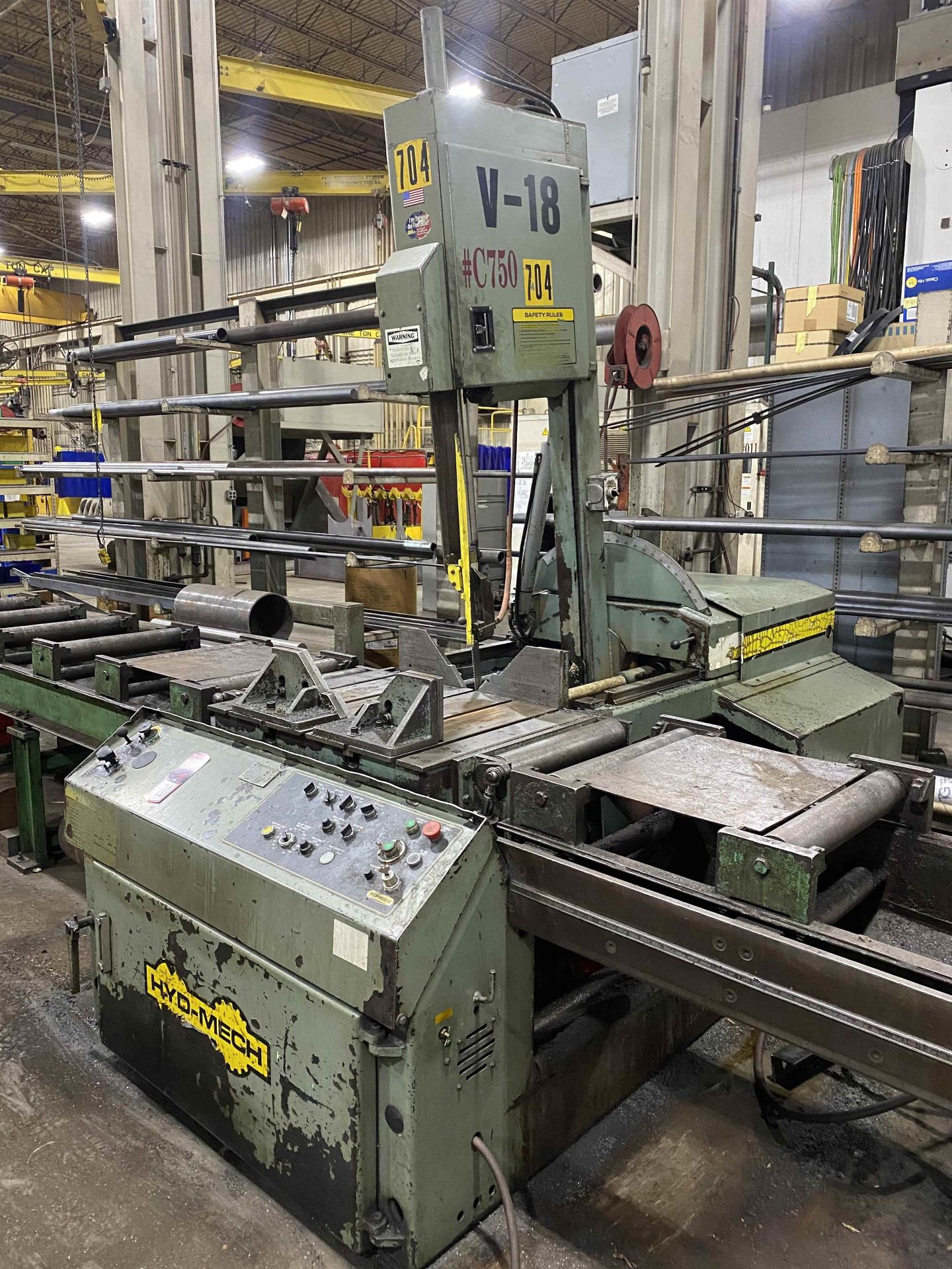 HYD-MECH V-18 Auto Vertical Bandsaw, w/ 45 Deg. Left/Right Mitering Head, Power Clamp