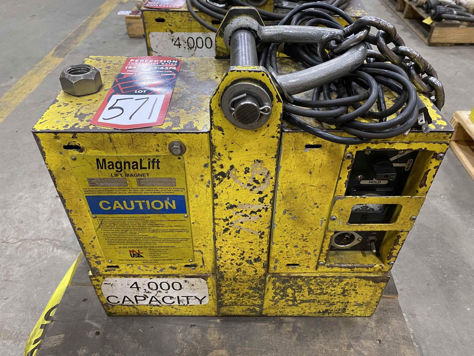 MAGNALIFT 4,000 LB Electric Lifting Magnet - Image 2 of 3