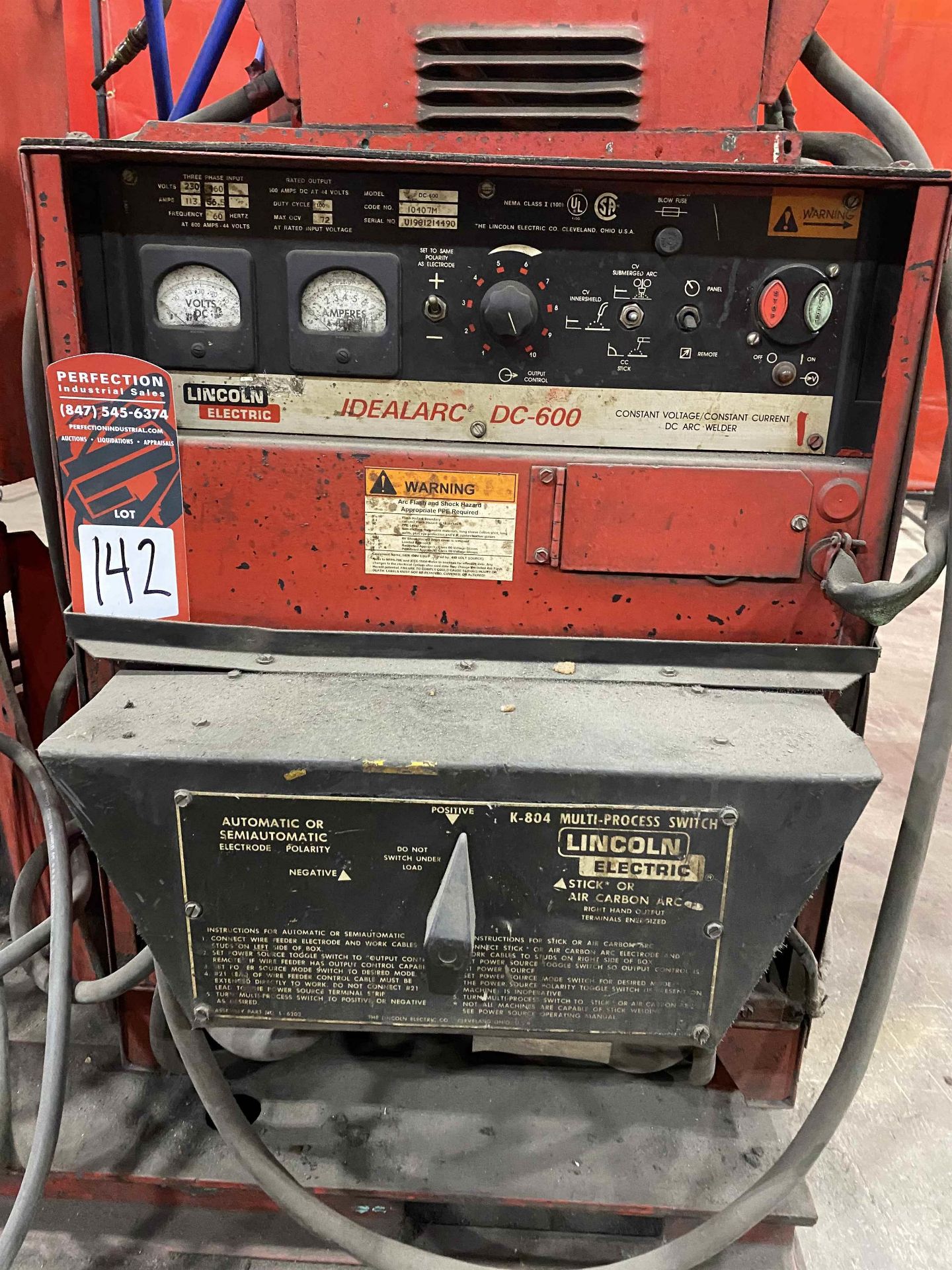 LINCOLN IDEALARC DC-600 Arc Welder, s/n U1981214490, w/ Dual LINCOLN LN-9FH Wire Feeders and Boom - Image 3 of 6