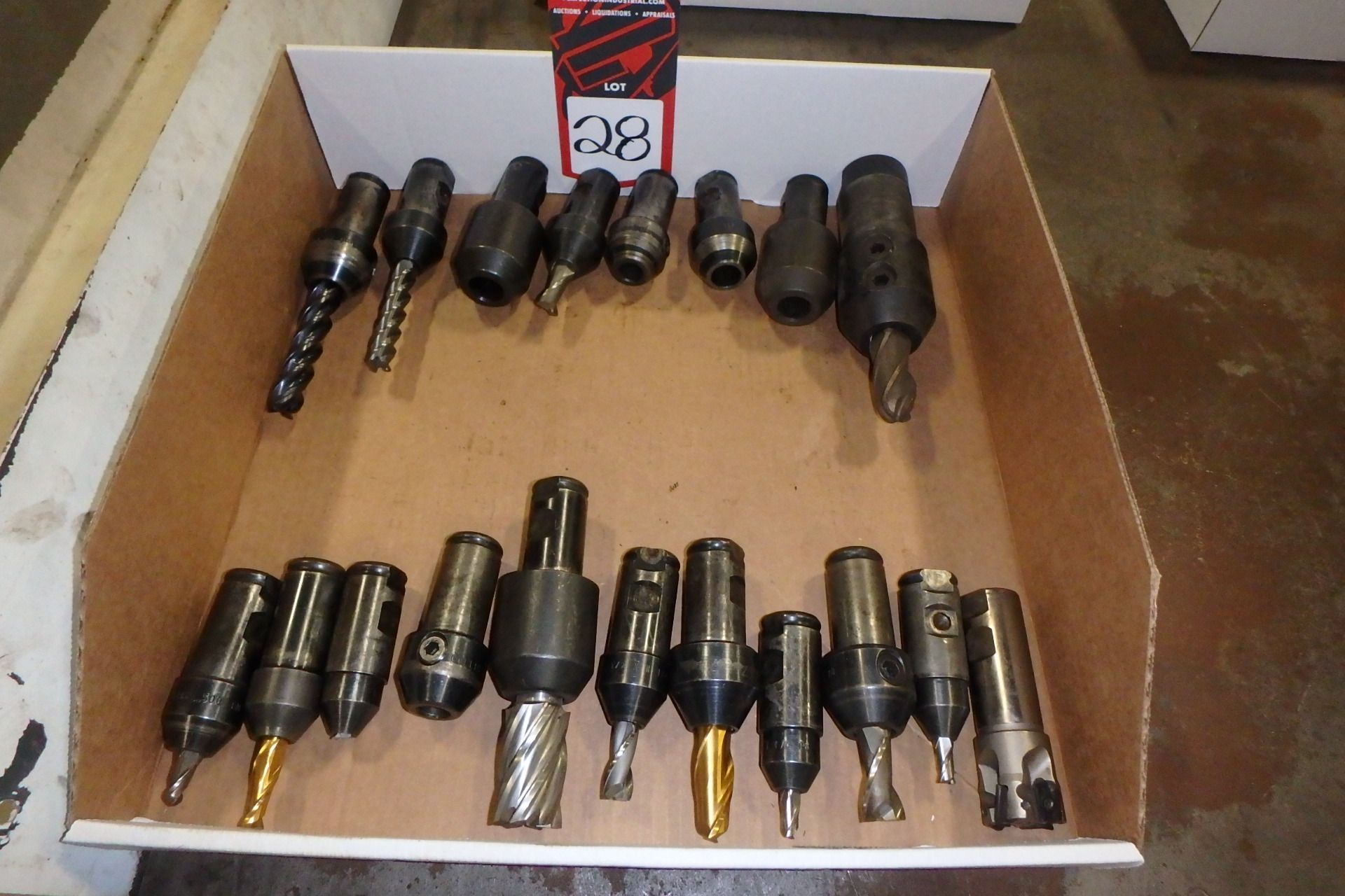 Lot Comprising (19) Assorted Twist Drills & Tool Holders