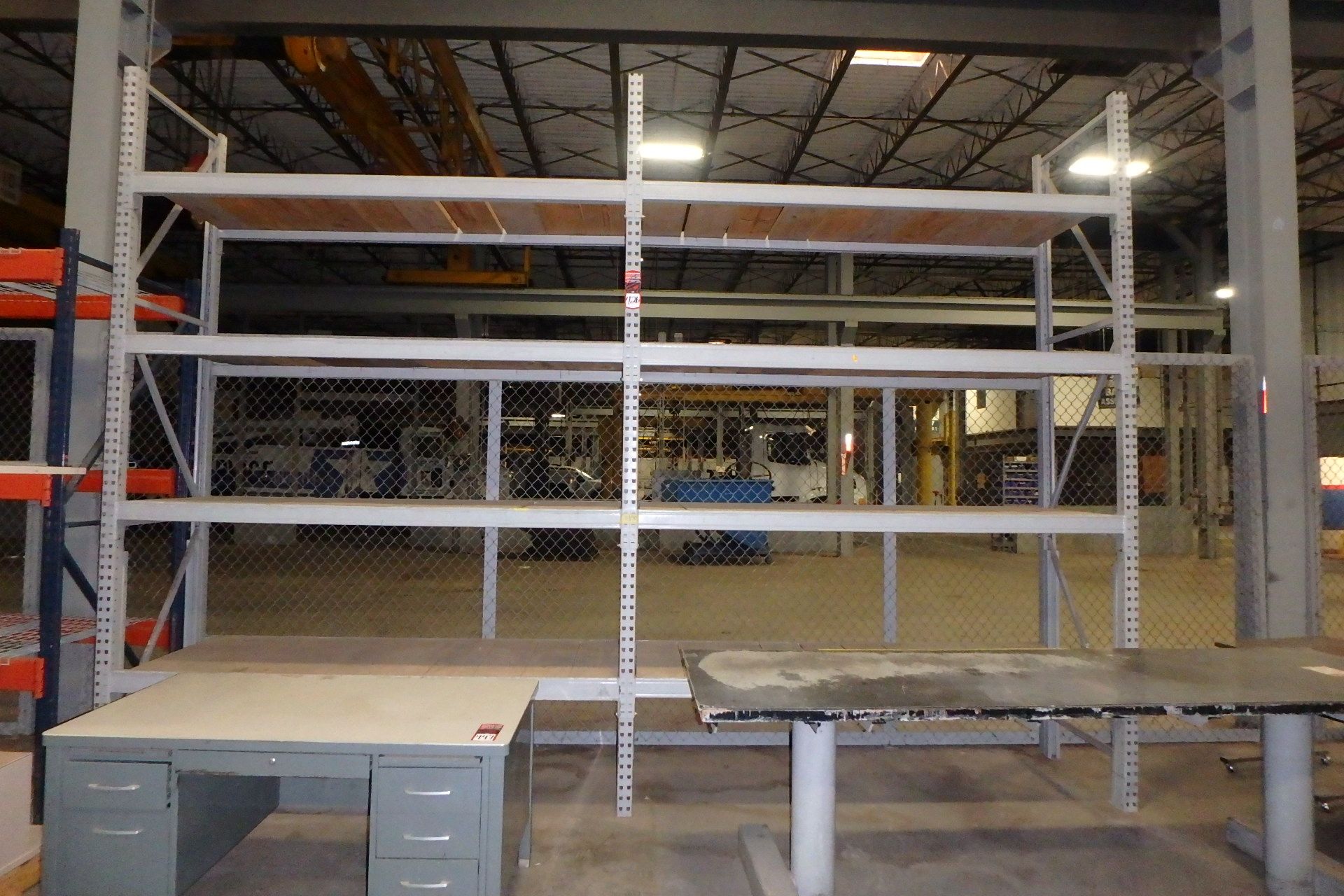 Lot Comprising (1) Section of Pallet Racking Consisting of: (2) 10' x 42" Uprights, (6) 9-1/2' Cross - Image 2 of 3