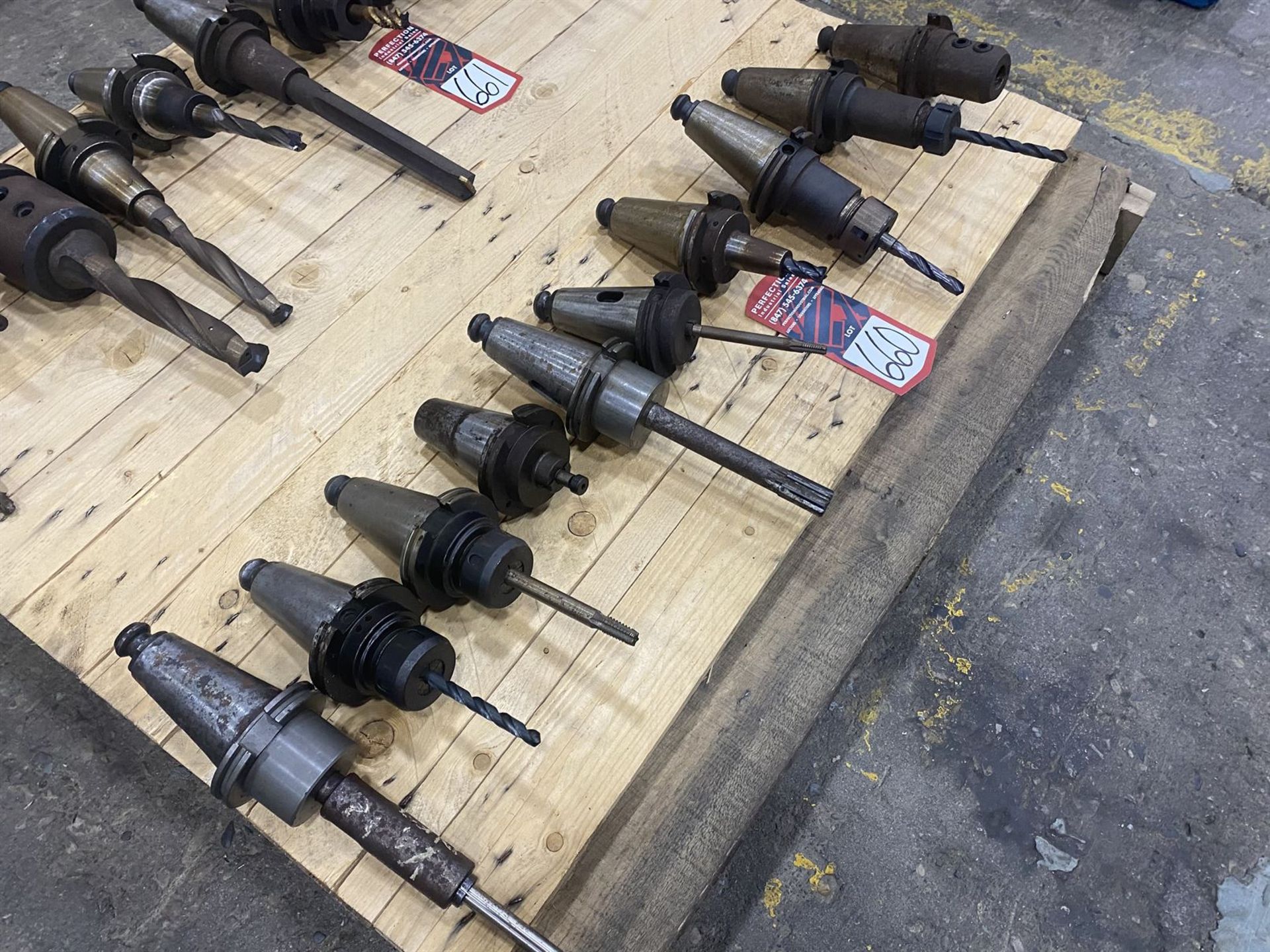 Lot of (10) Cat 50 Tool Holders