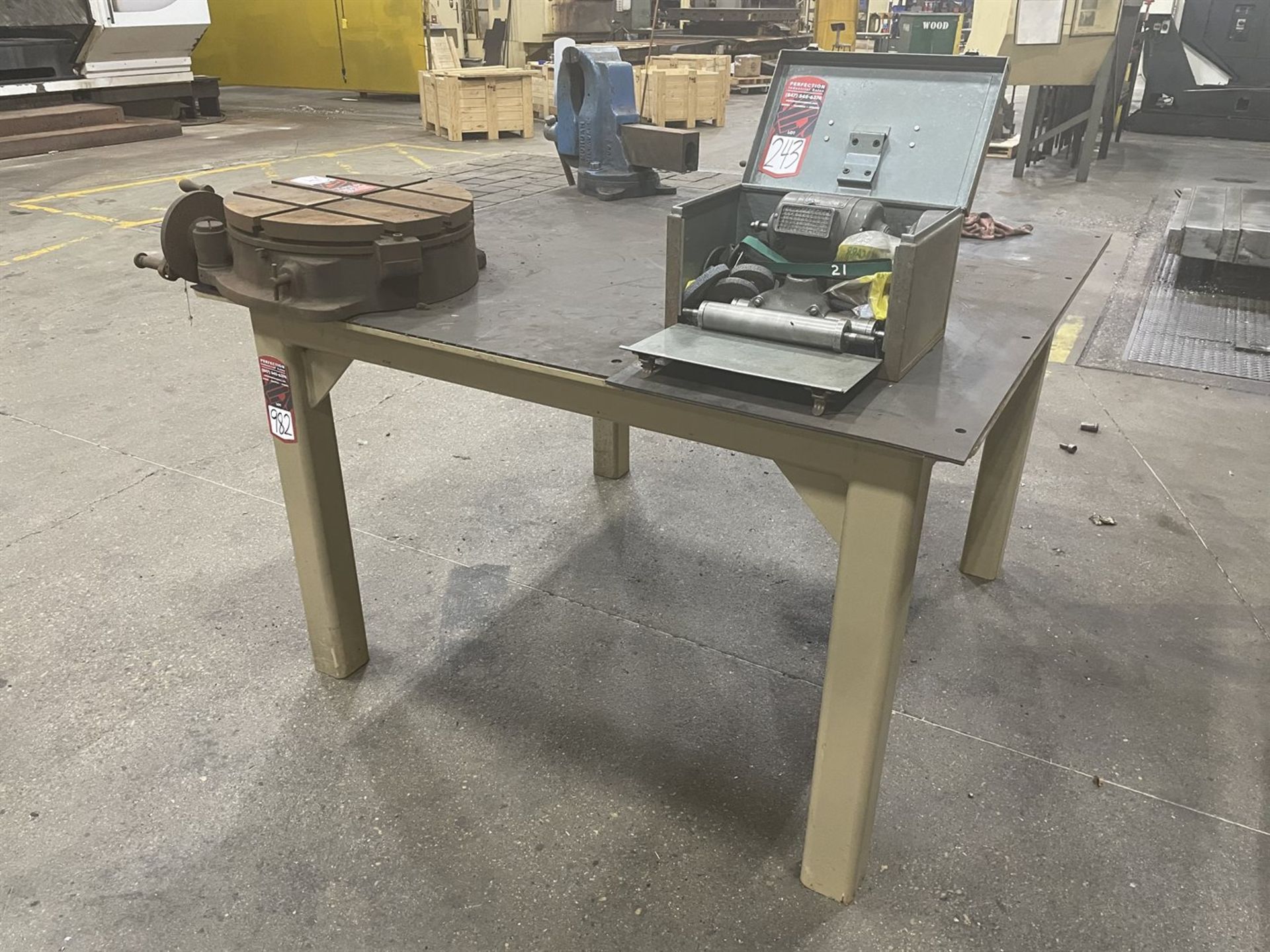 60" x 60" x 1/2" Steel Welding Table - Bild 2 aus 2