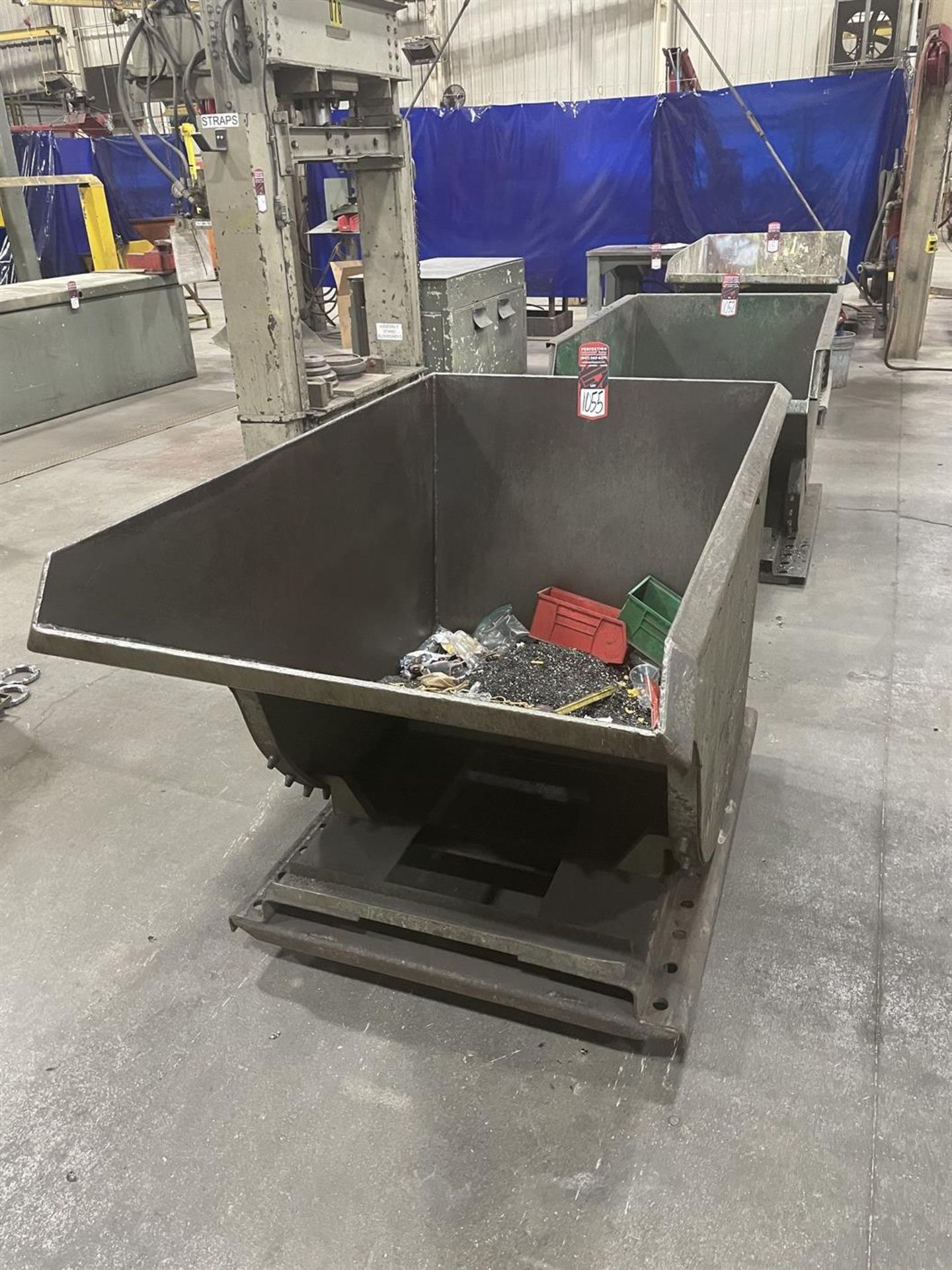 1/2-Cubic Yard Self Dumping Hopper