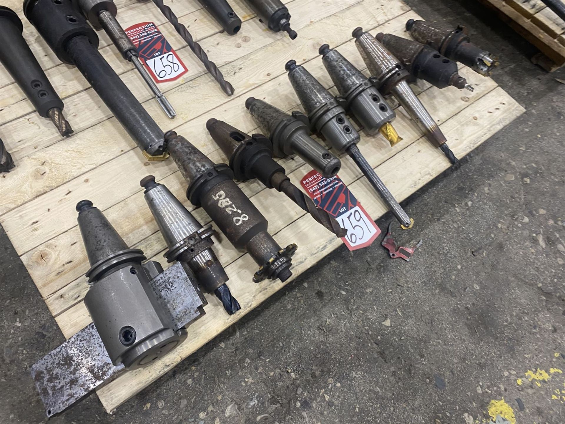 Lot of (10) Cat 50 Tool Holders