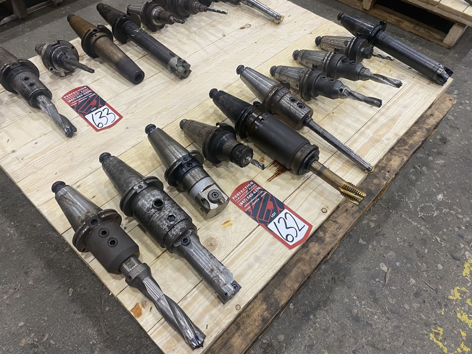 Lot of (10) Cat 50 Tool Holders