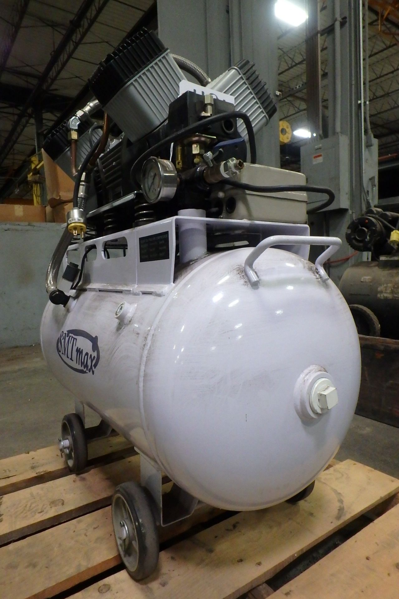 SMT Max Model SL300/10 3 HP Horizontal Air Compressor, (Please Inspect)