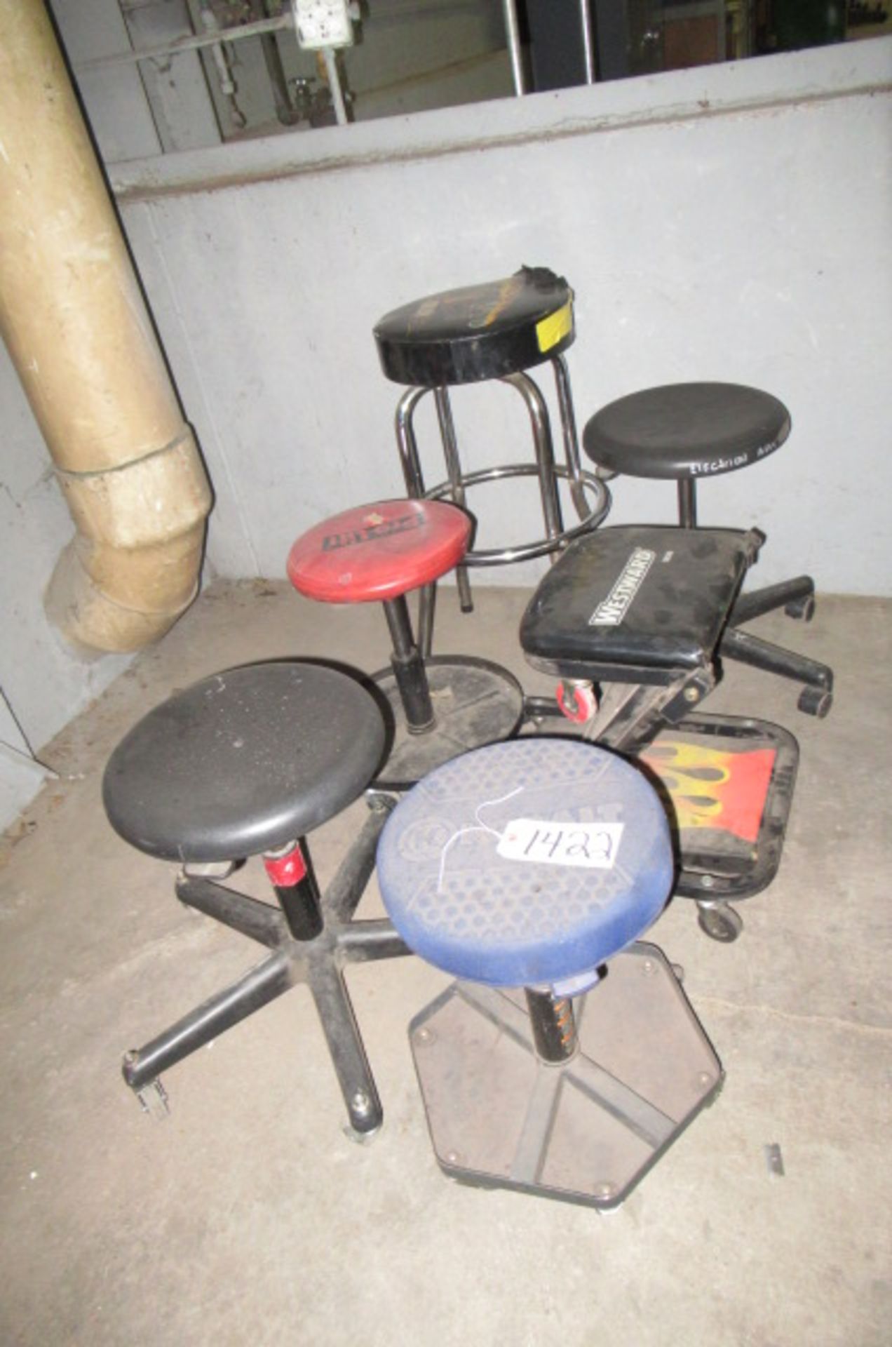 Lot of (6) Mechanics Stools - Image 2 of 2