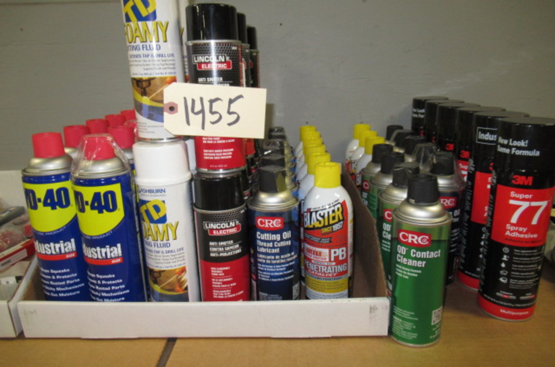 Lot Of Assorted Spray Cans Of WD40, Cutting Fluid, Thread Cutting Lubricant, PB Blaster, CRC Contact